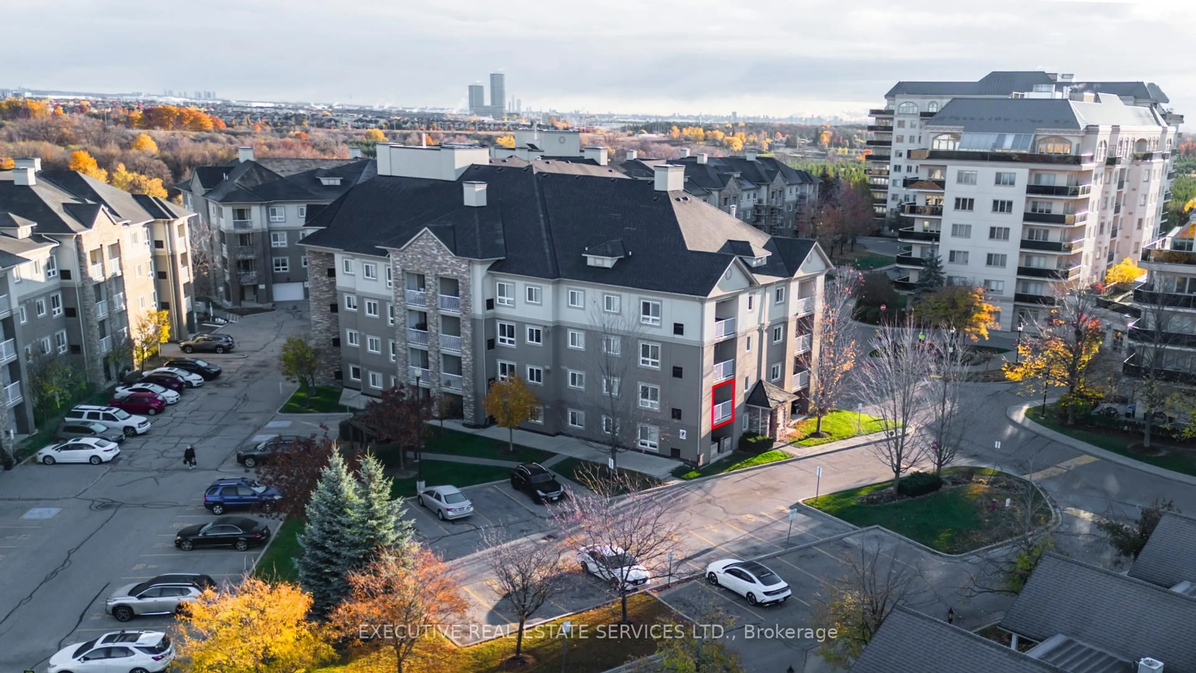 A pic from outside/outdoor area/front of a property/back of a property/a pic from drone, city buildings view from balcony for 4 Dayspring Circ ##203, Brampton Ontario L6P 2Z5