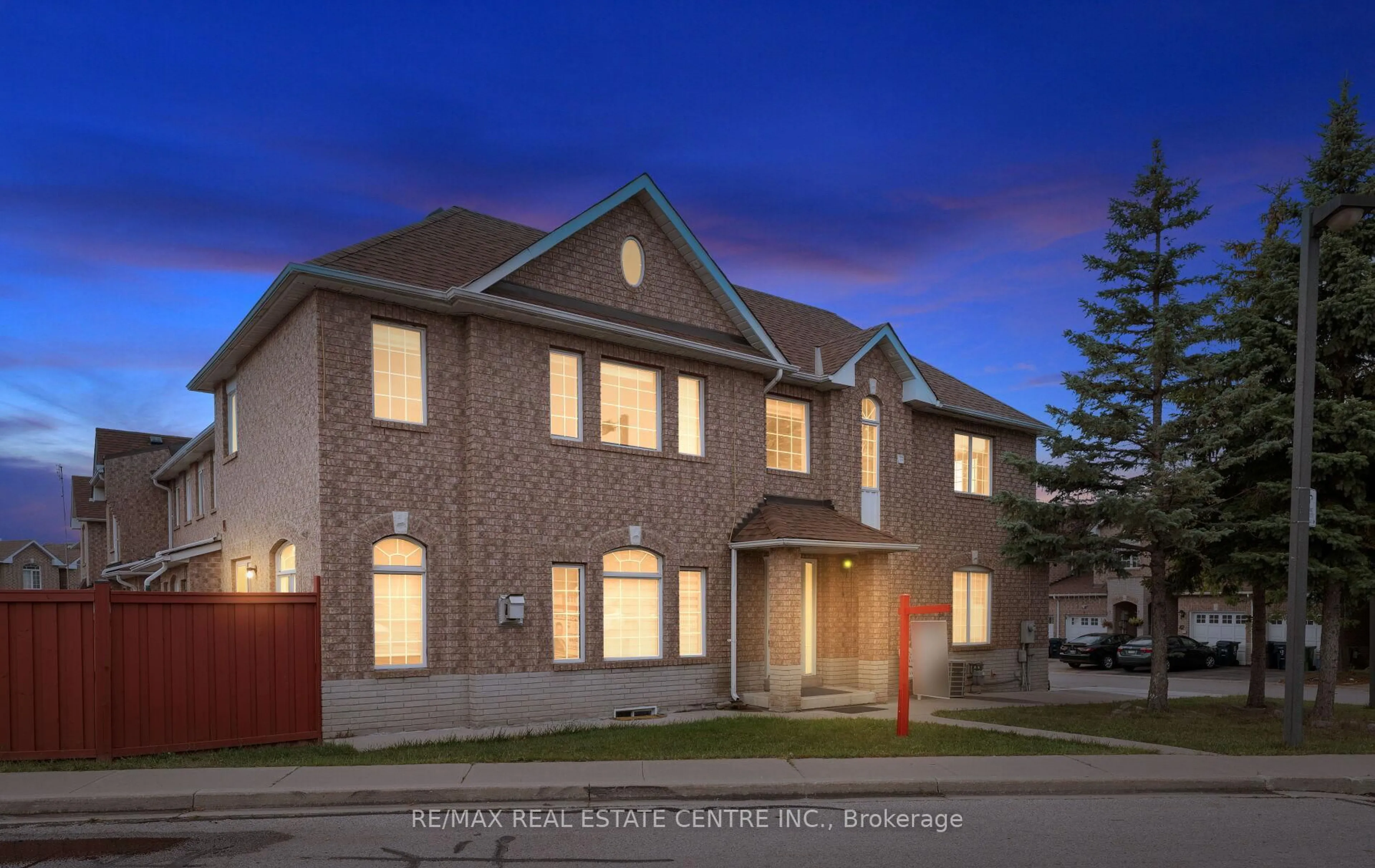Home with brick exterior material, street for 32 Viewcrest Circ #32, Toronto Ontario M9W 7G5