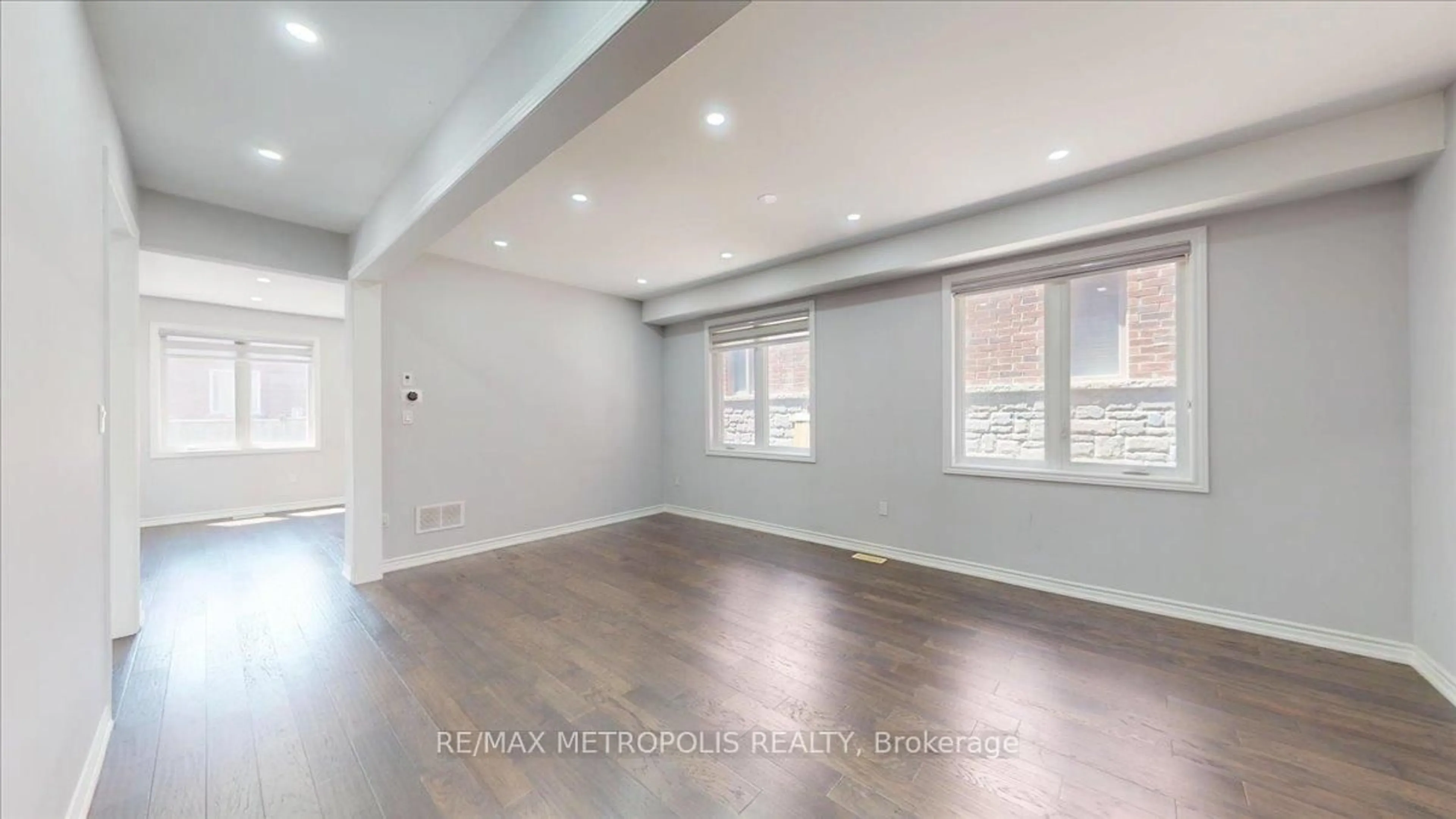 A pic of a room for 84 Iceland Poppy Tr, Brampton Ontario L7A 0C1