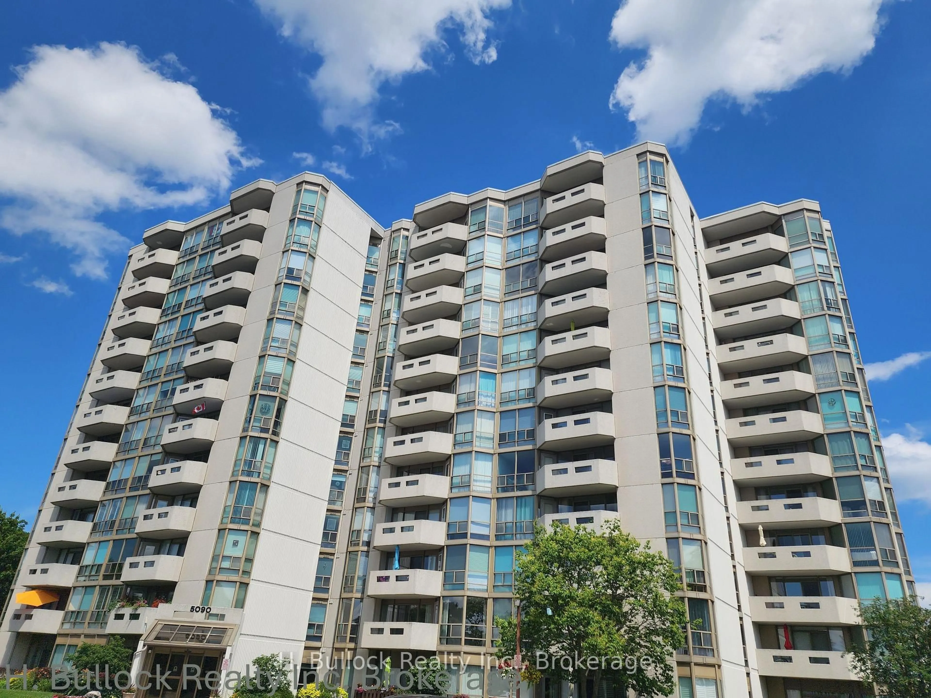 Unknown for 5090 Pinedale Ave #105, Burlington Ontario L7L 3V8