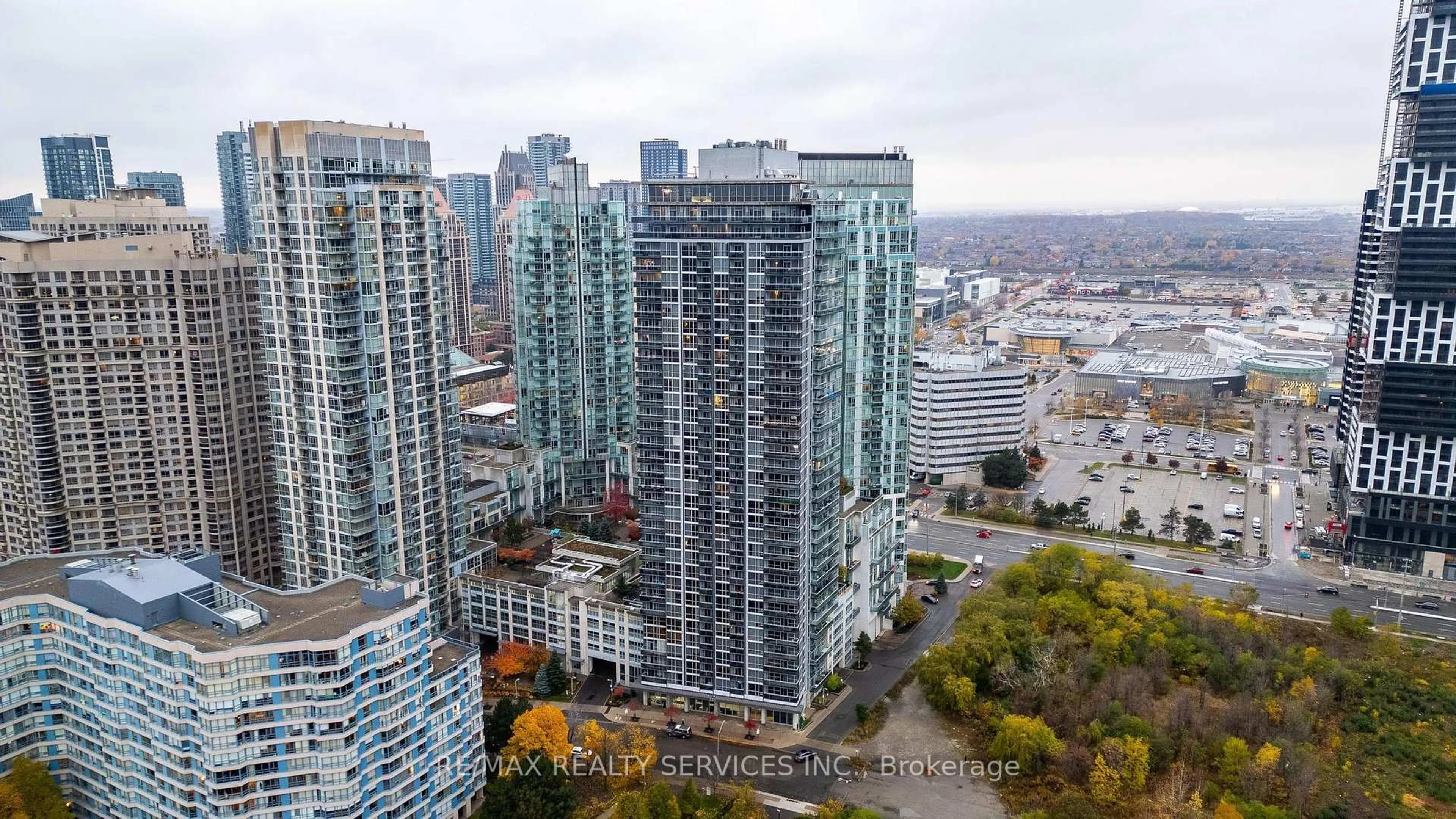 A pic from outside/outdoor area/front of a property/back of a property/a pic from drone, city buildings view from balcony for 223 Webb Dr #1701, Mississauga Ontario L5B 0E8