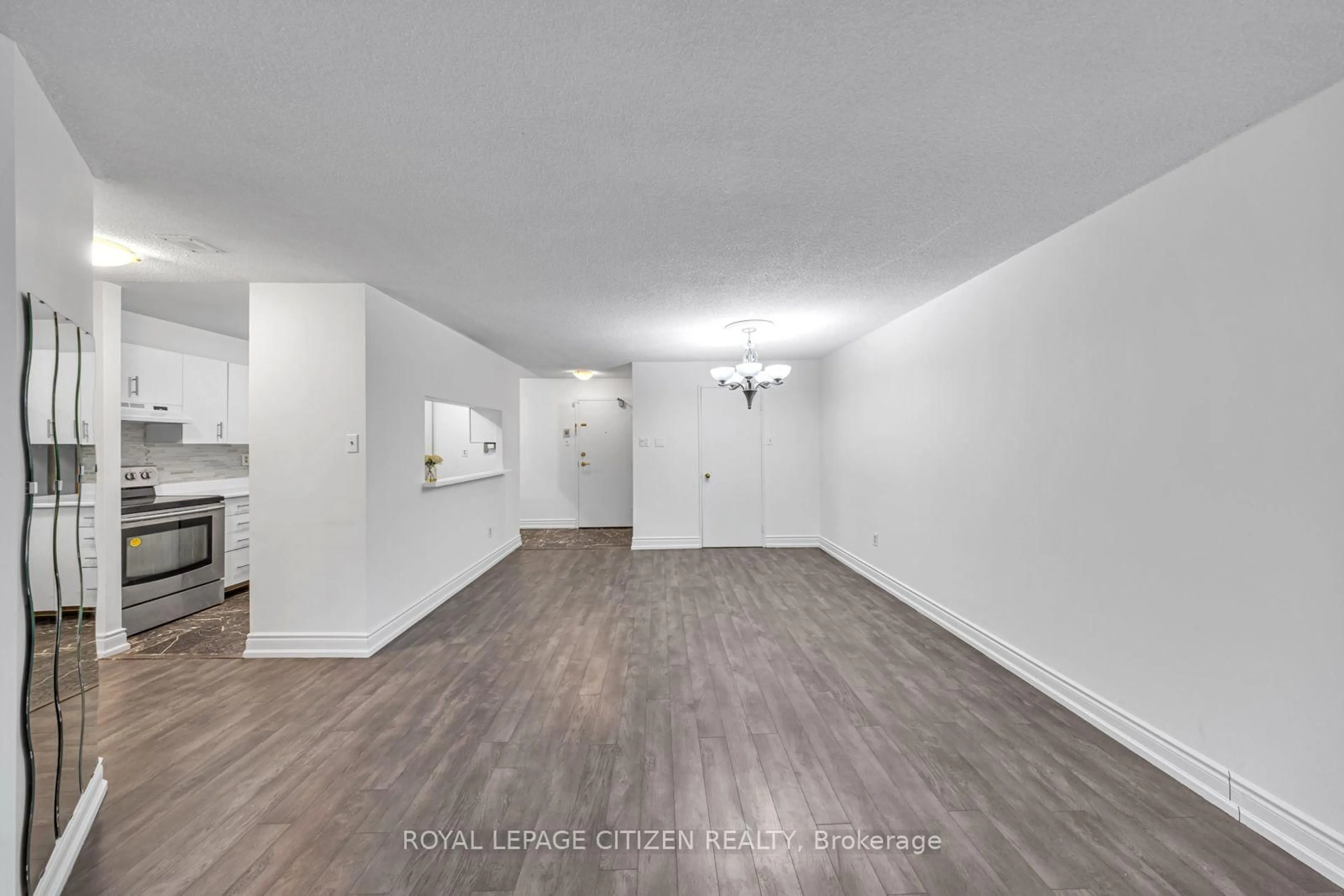 A pic of a room for 4205 Shipp Dr #301, Mississauga Ontario L4Z 2Y9