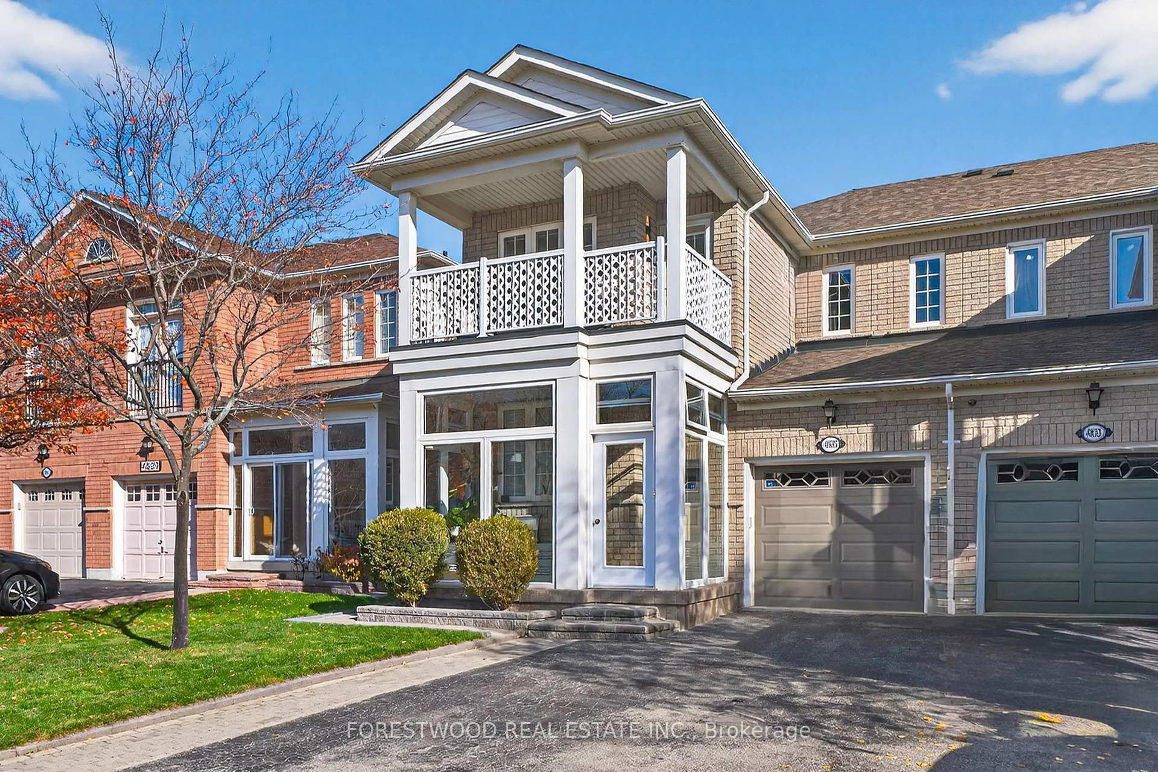 Home with brick exterior material, street for 4835 Yorkshire Ave, Mississauga Ontario L4Z 4G8