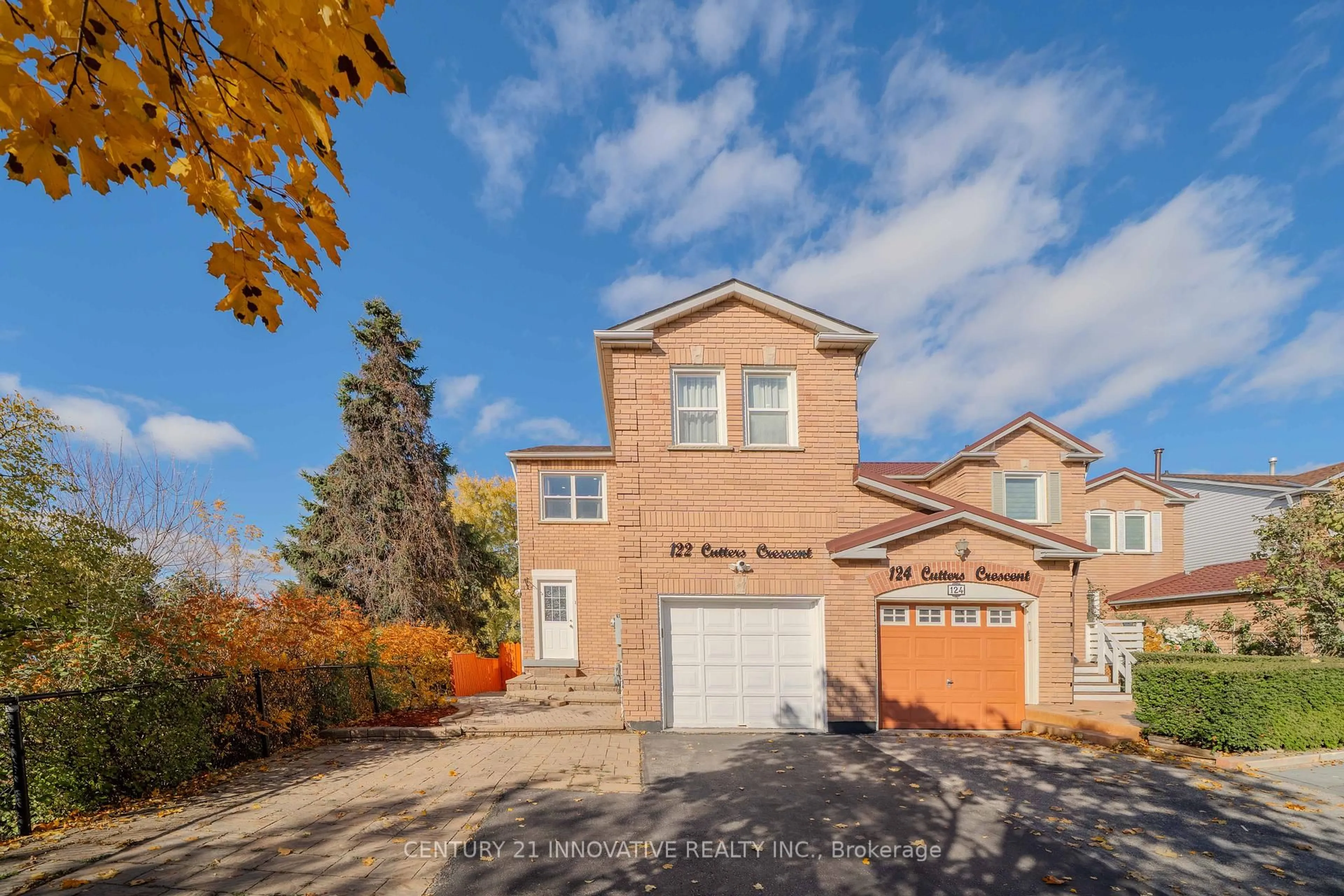 Home with brick exterior material, street for 122 Cutters Cres, Brampton Ontario L6Y 4J8