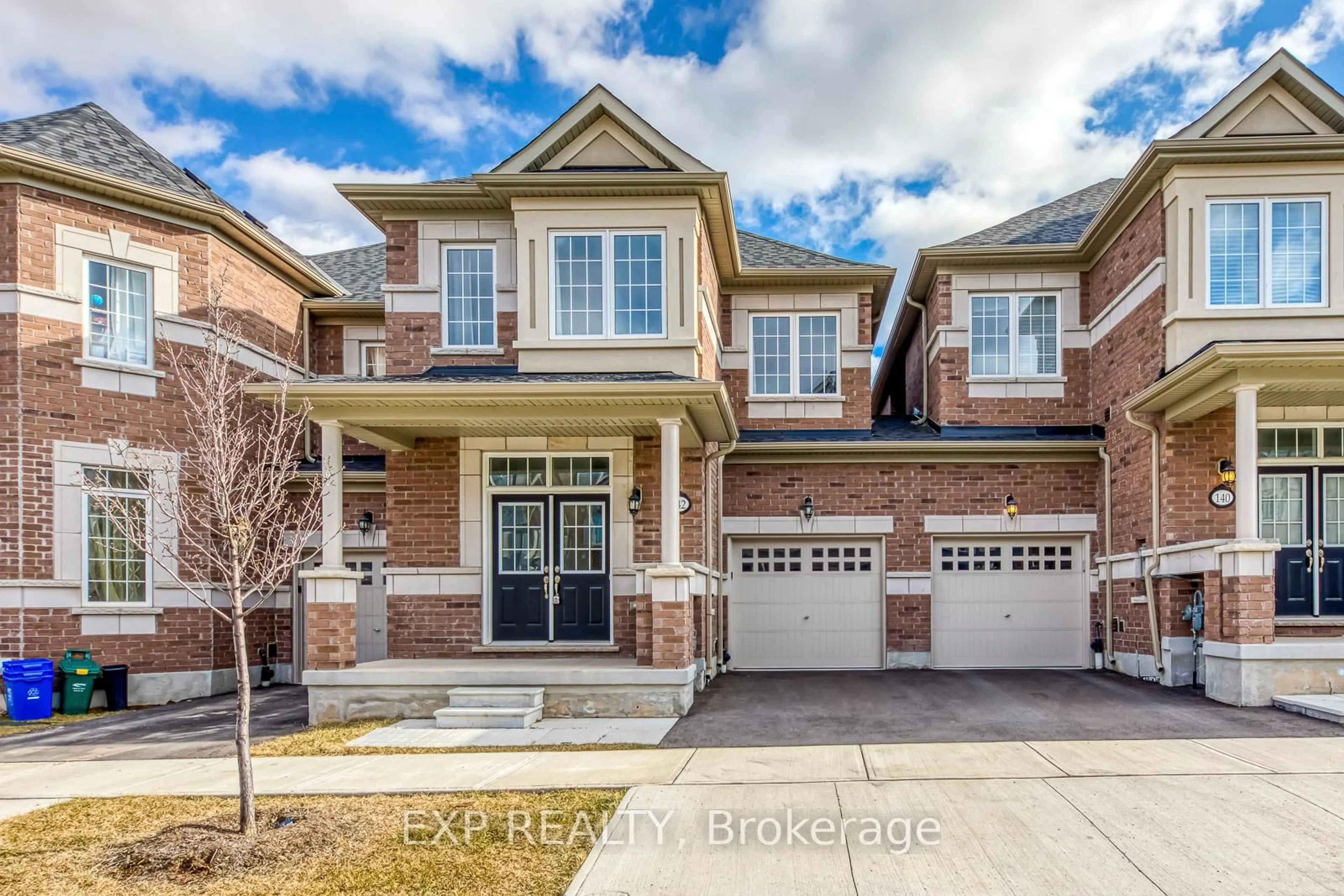 Home with brick exterior material, street for 142 Toucan Tr, Oakville Ontario L6H 0Y2