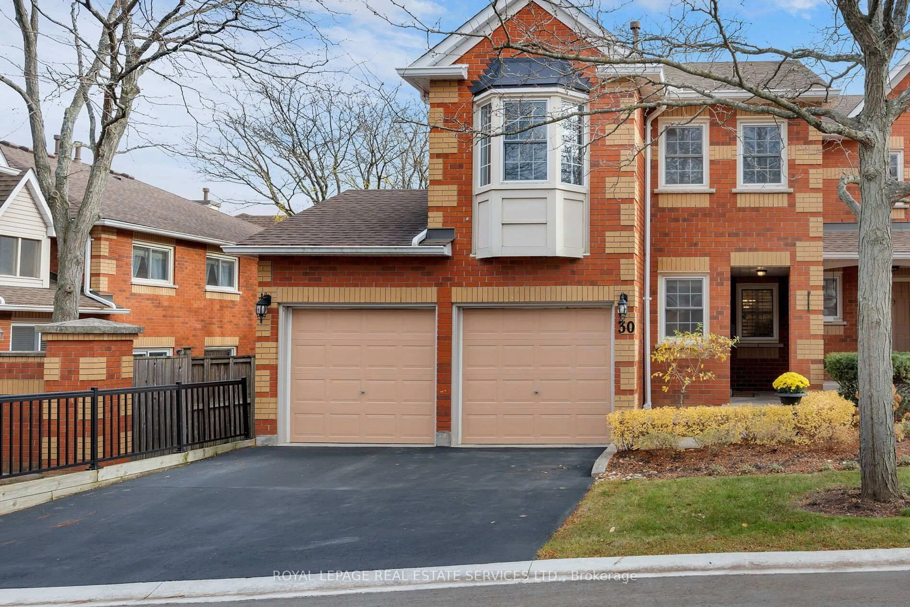 Home with brick exterior material, street for 1415 Hazelton Blvd #30, Burlington Ontario L7P 4W6