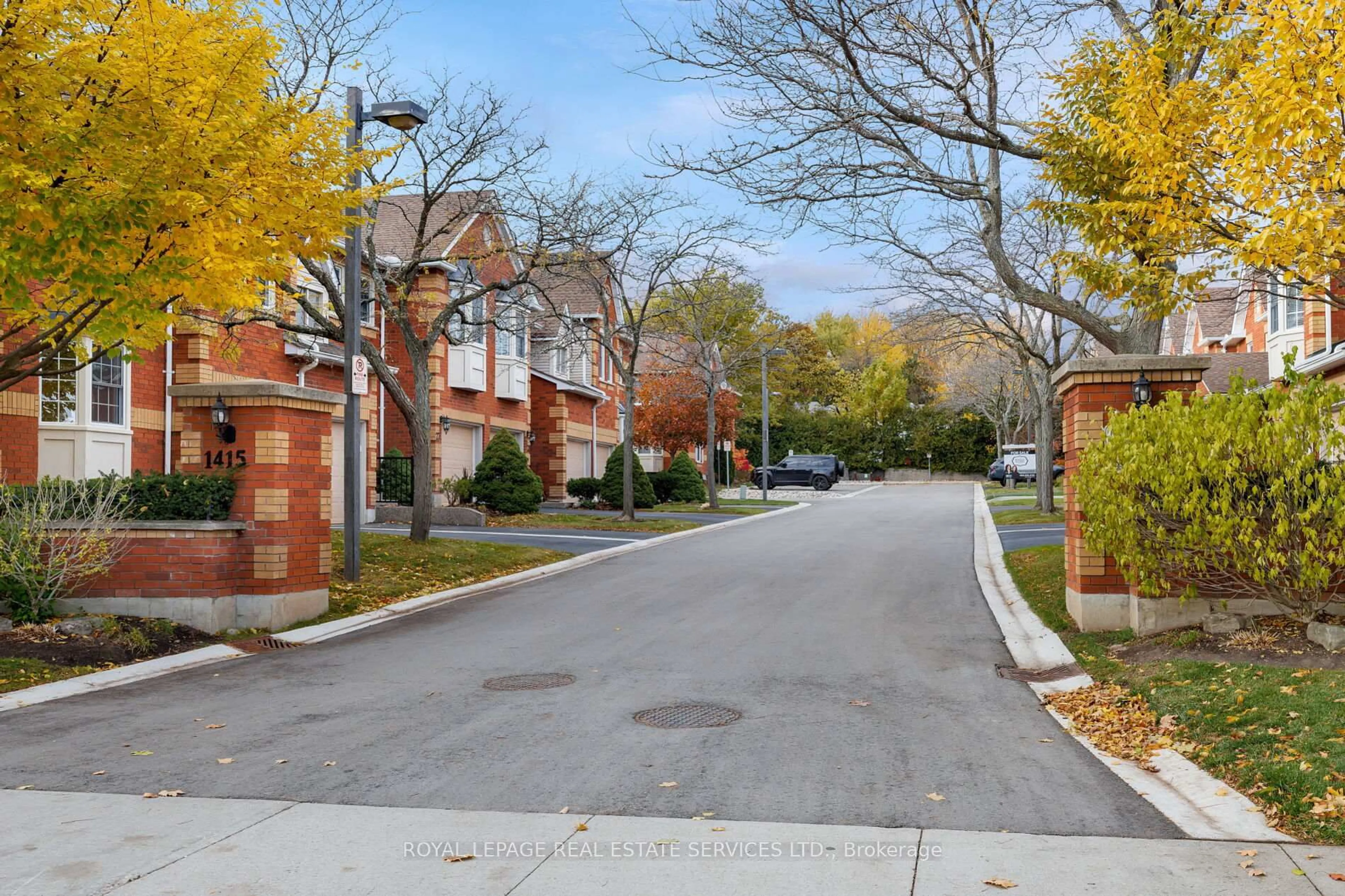 Unknown for 1415 Hazelton Blvd #30, Burlington Ontario L7P 4W6