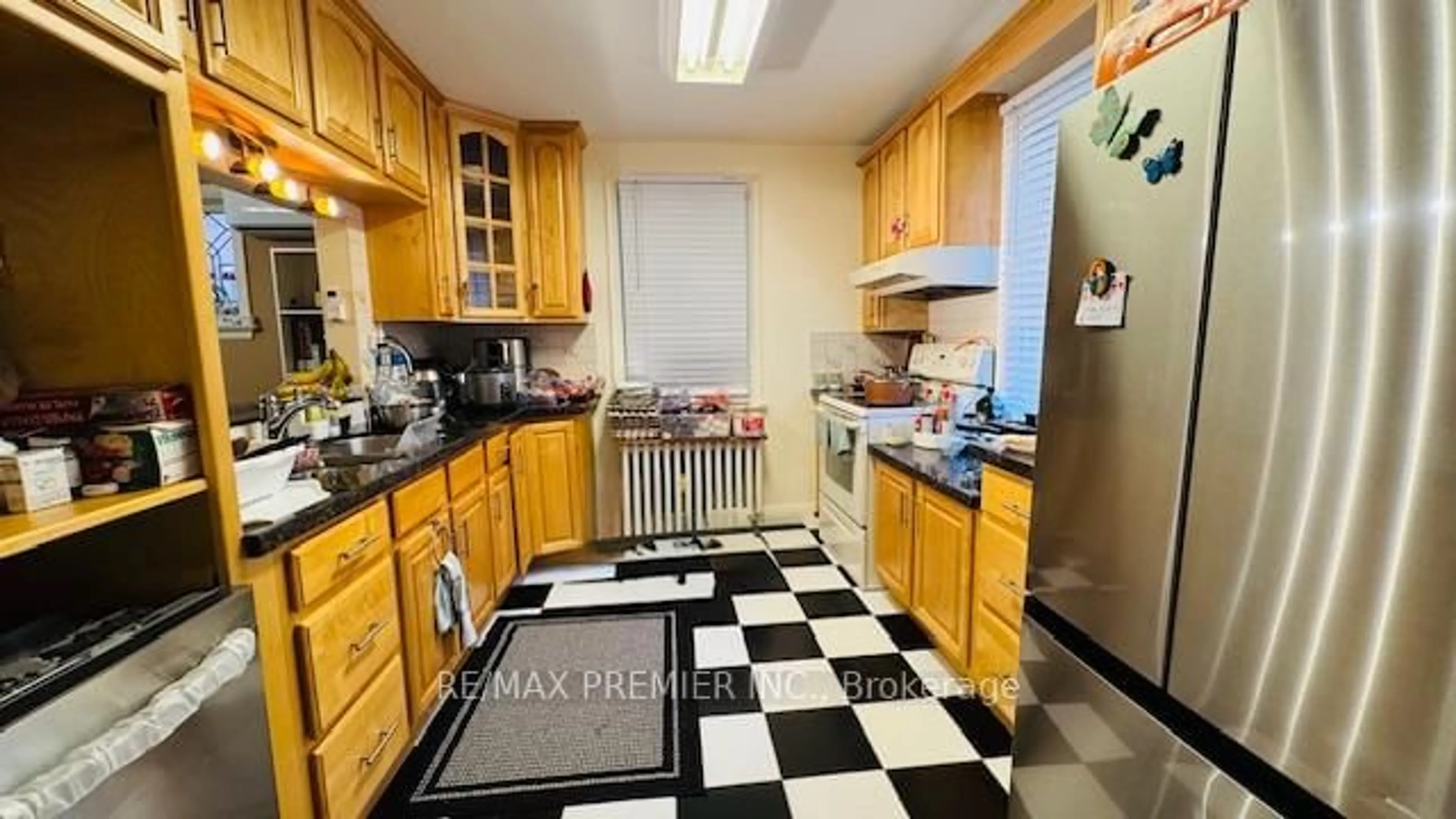 Standard kitchen, ceramic/tile floor for 349 Kipling Ave, Toronto Ontario M8V 3K6