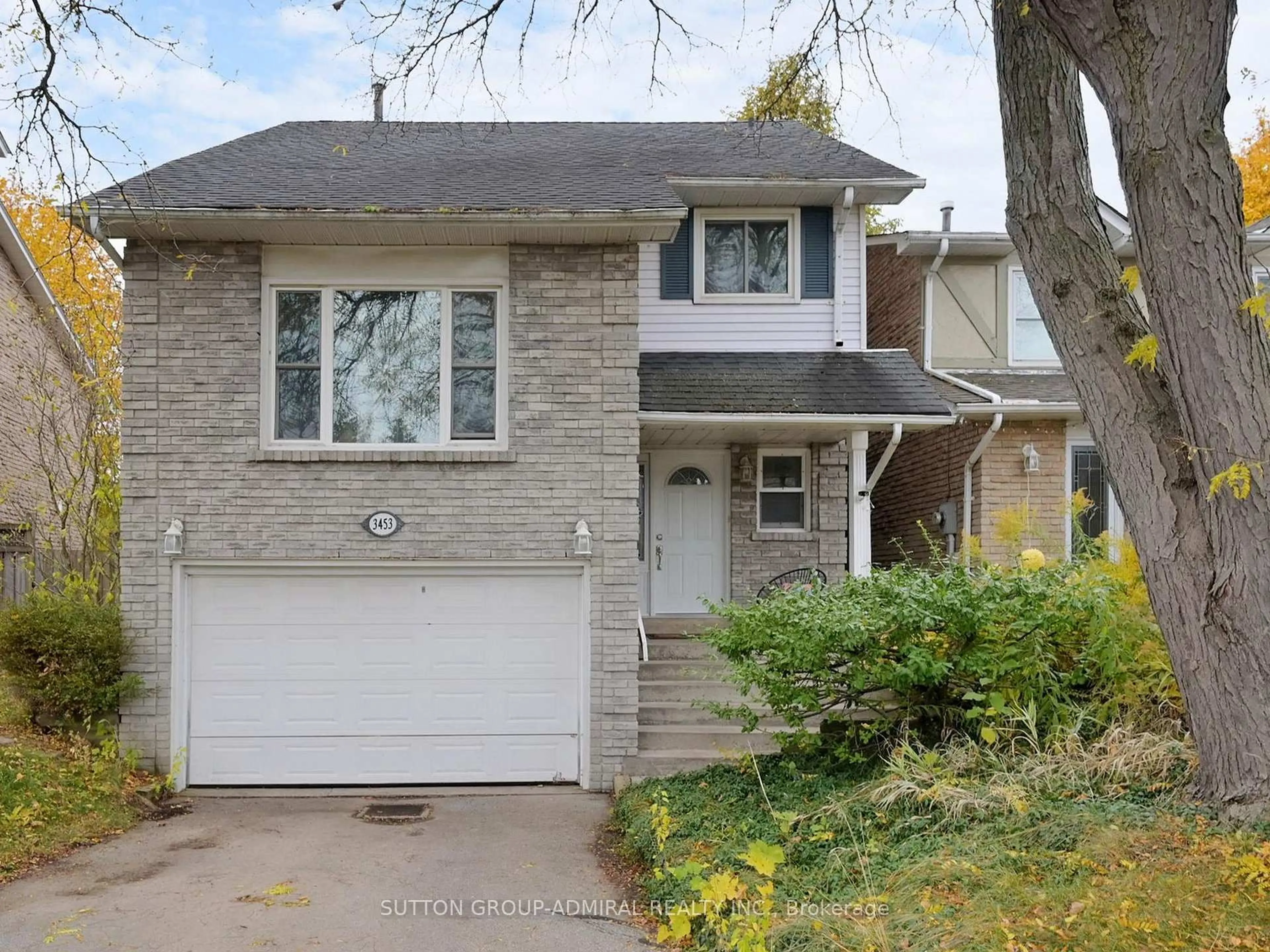 Home with brick exterior material, street for 3453 Hannibal Rd, Burlington Ontario L7M 1Z5