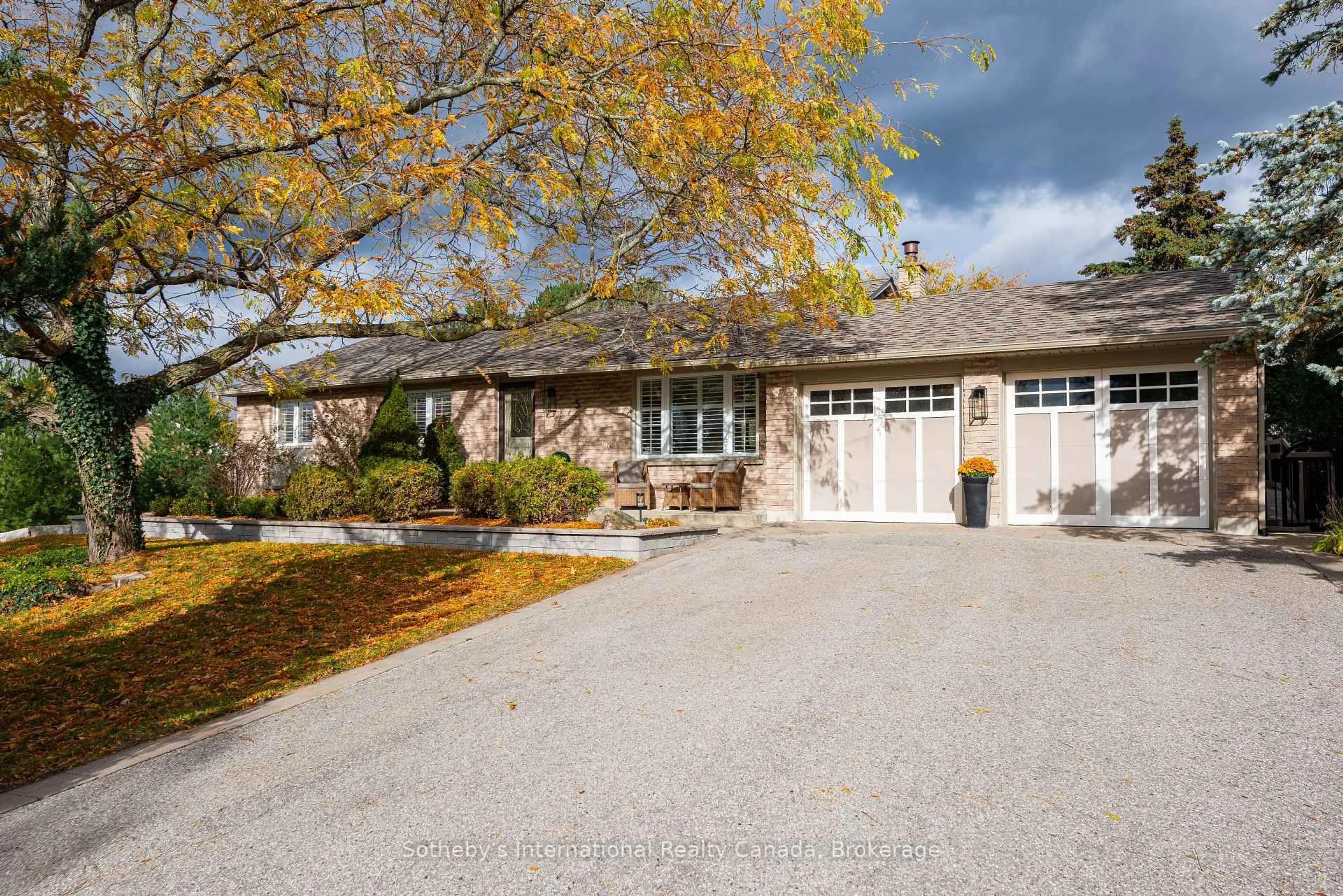 Unknown for 5 Brawton Dr, Caledon Ontario L7E 0C9