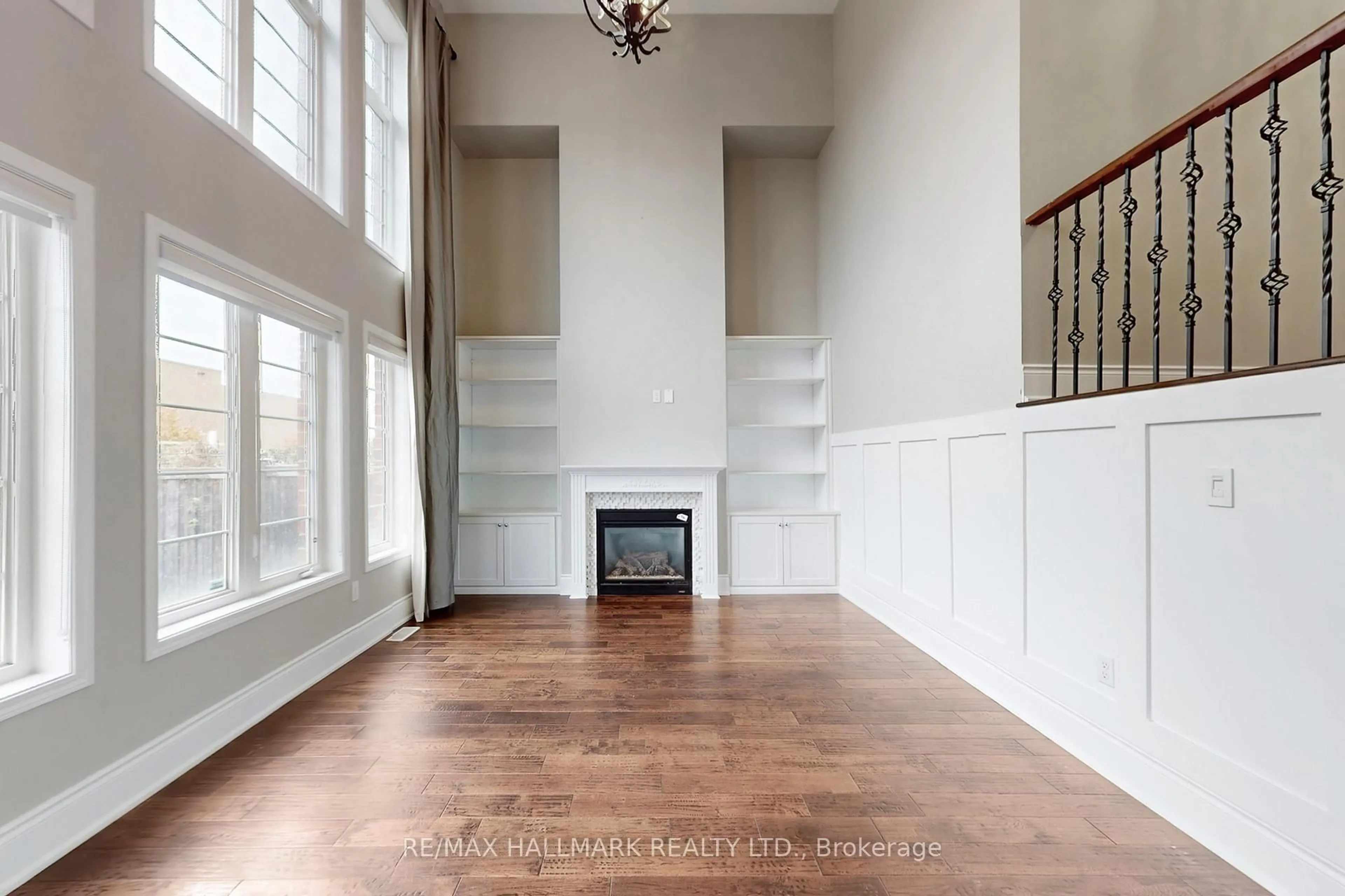 A pic of a room for 3344 Roma Ave, Burlington Ontario L7M 0N7