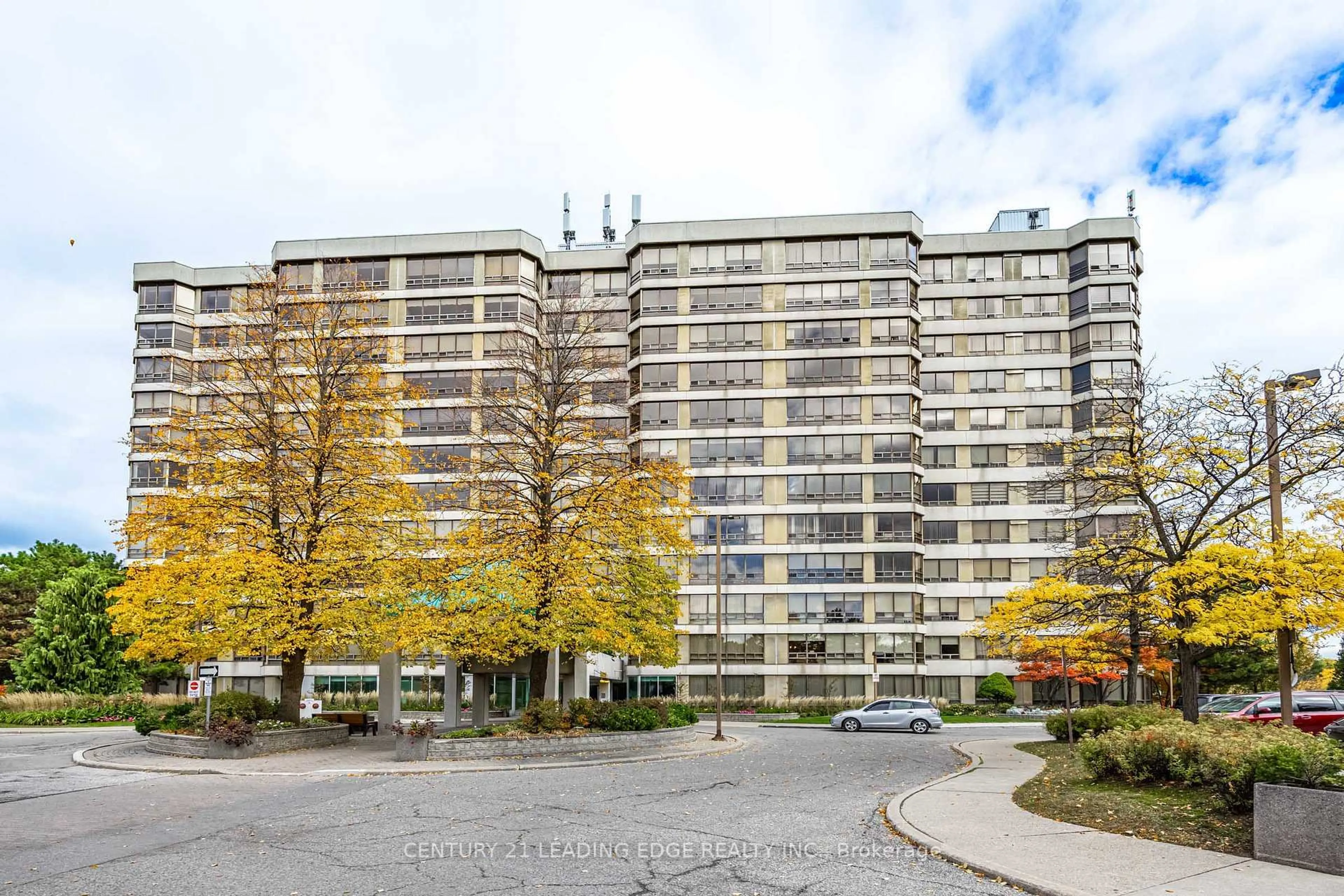 Unknown for 310 Mill St #401, Brampton Ontario L6Y 3B1