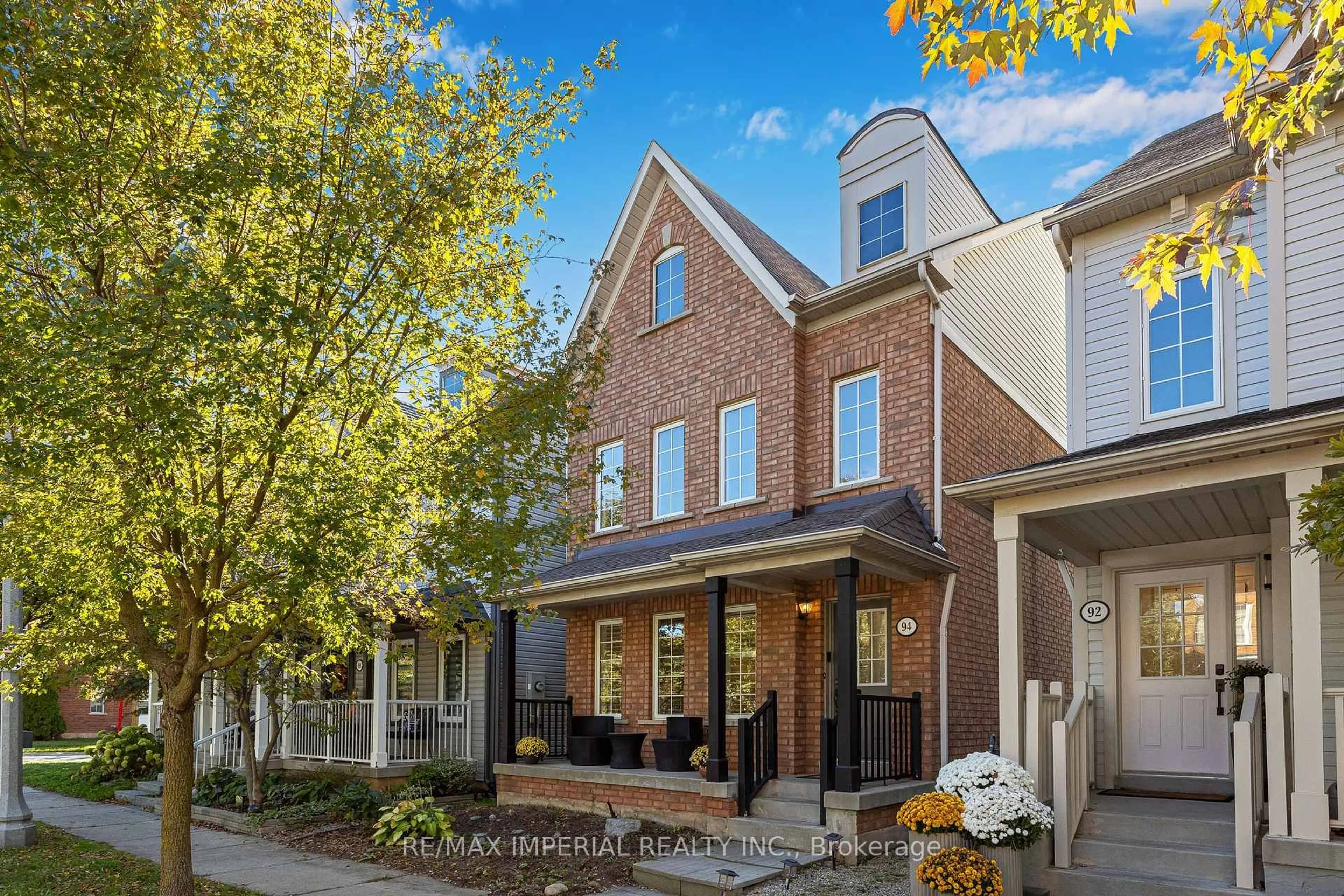 Home with brick exterior material, street for 94 Littlewood Dr, Oakville Ontario L6H 6V1