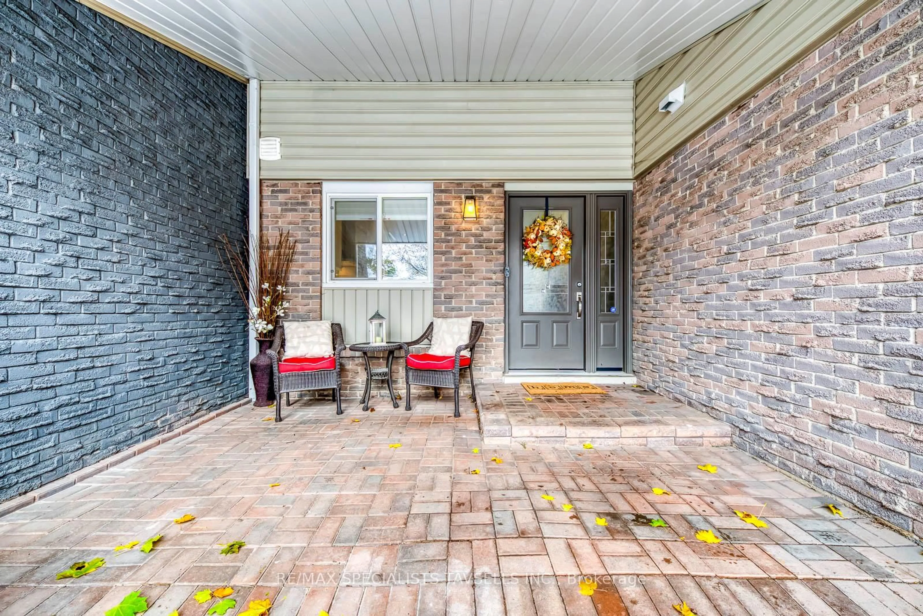 Patio, street for 4201 Pheasant Run, Mississauga Ontario L5L 2B8