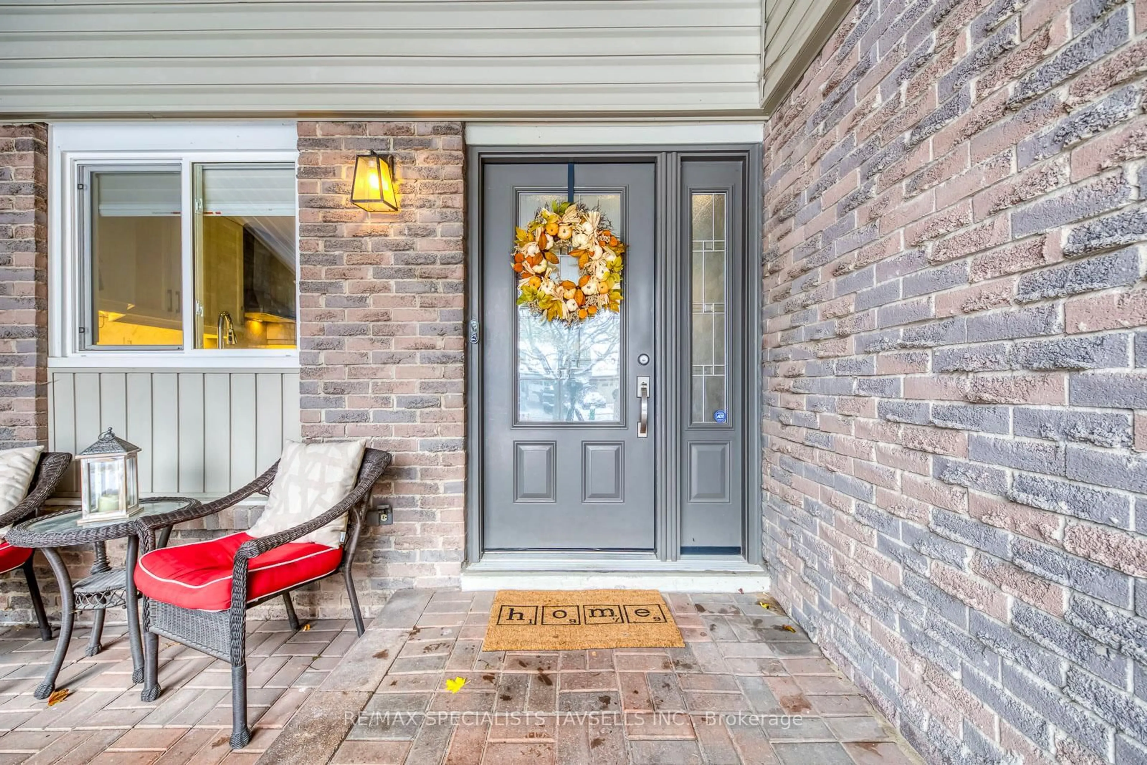 Indoor entryway for 4201 Pheasant Run, Mississauga Ontario L5L 2B8