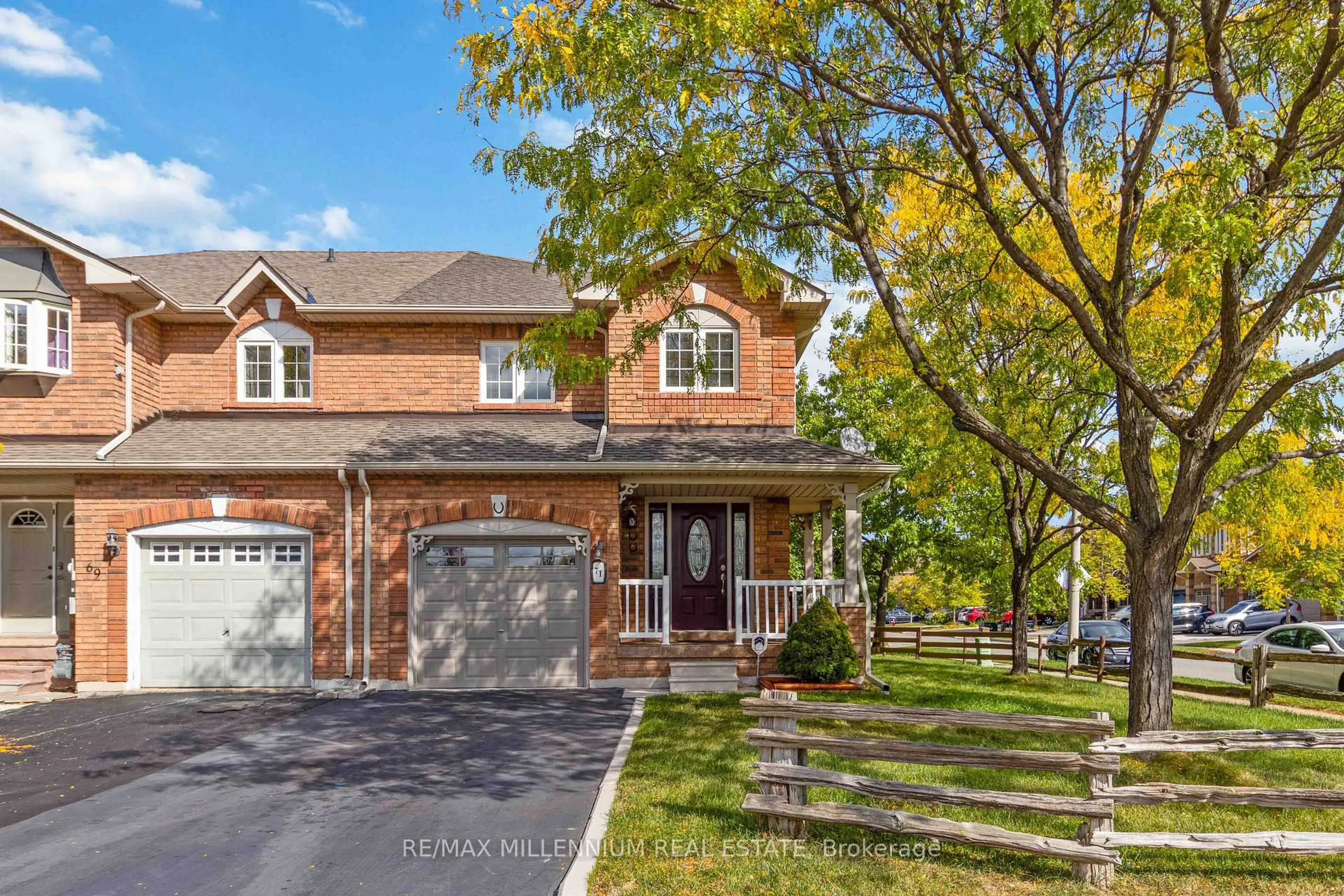 Home with brick exterior material, street for 71 Manett Cres, Brampton Ontario L6X 4X5
