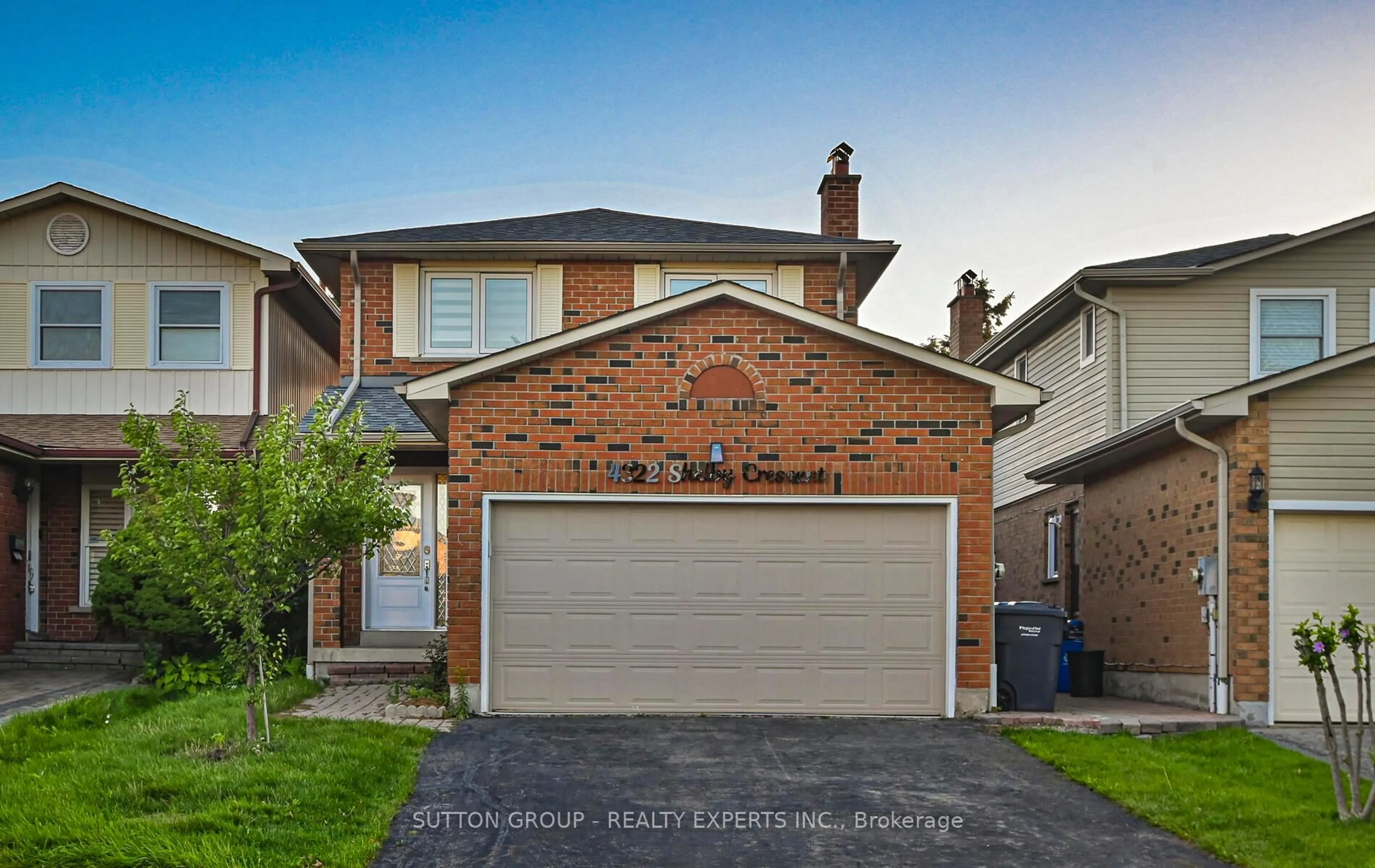 Home with brick exterior material, street for 4322 Shelby Cres, Mississauga Ontario L4W 3T3