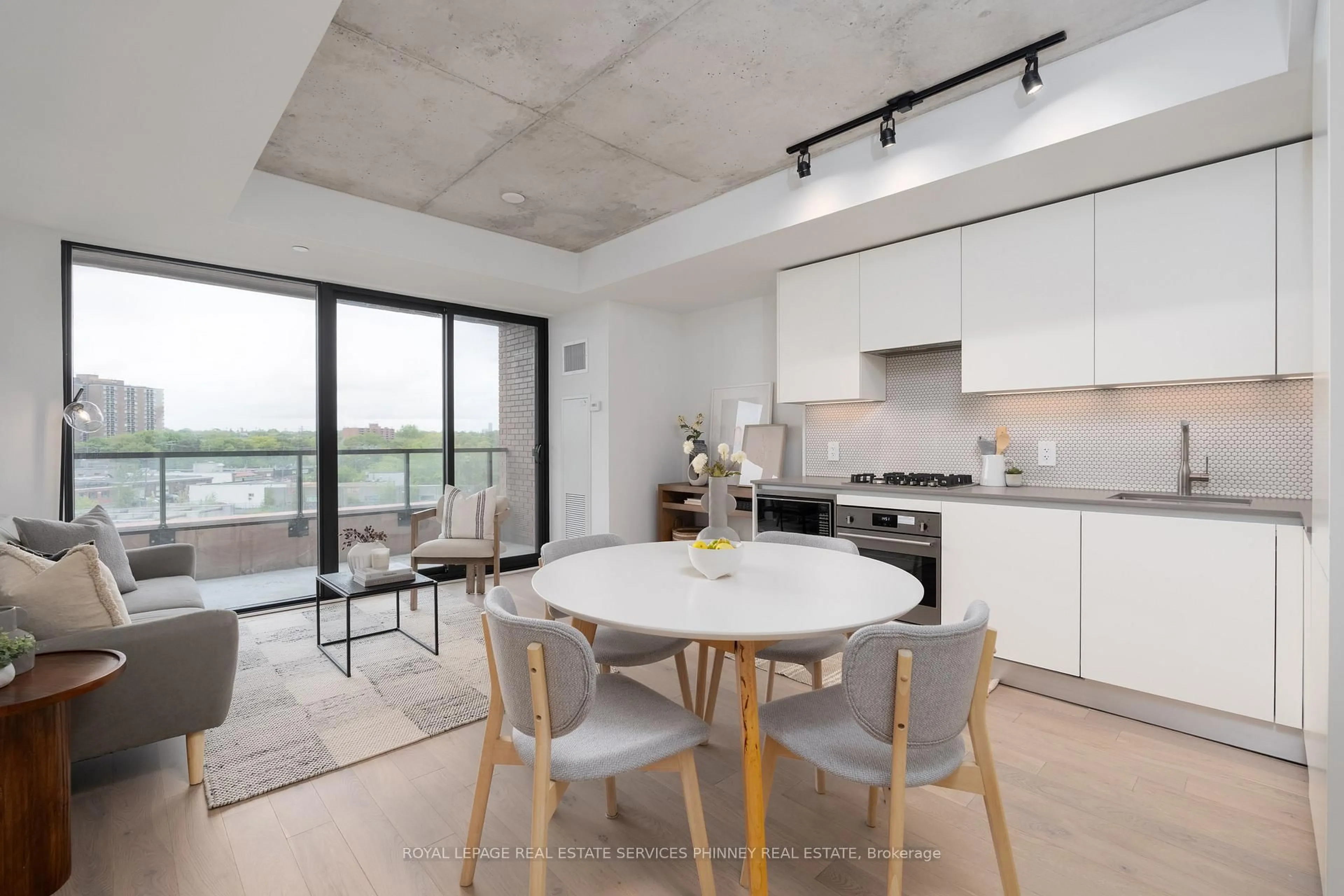 Open concept kitchen, unknown for 2720 Dundas St #515, Toronto Ontario M6P 0C3