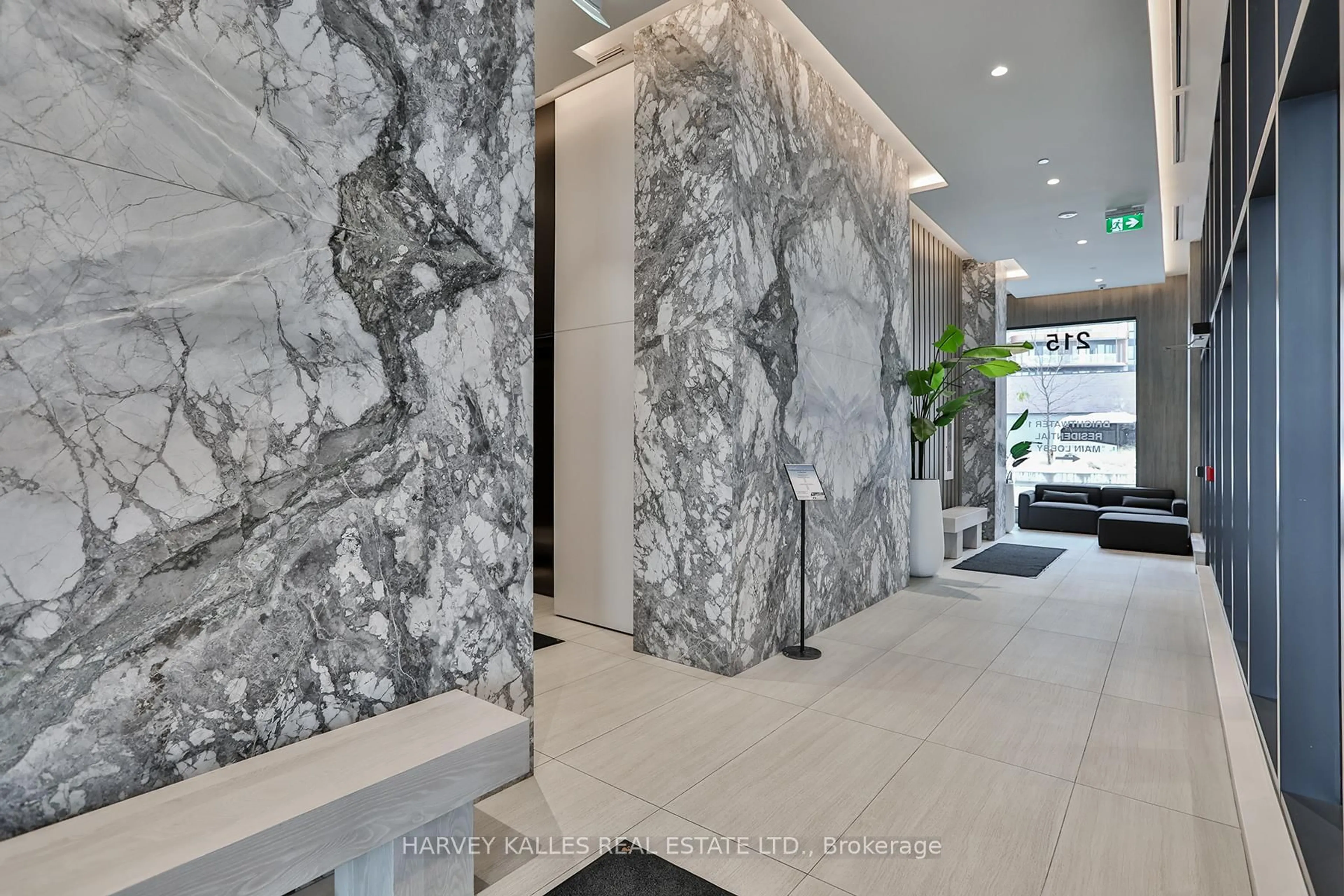 Lobby for 215 Lakeshore Rd #338, Mississauga Ontario L5H 1G5