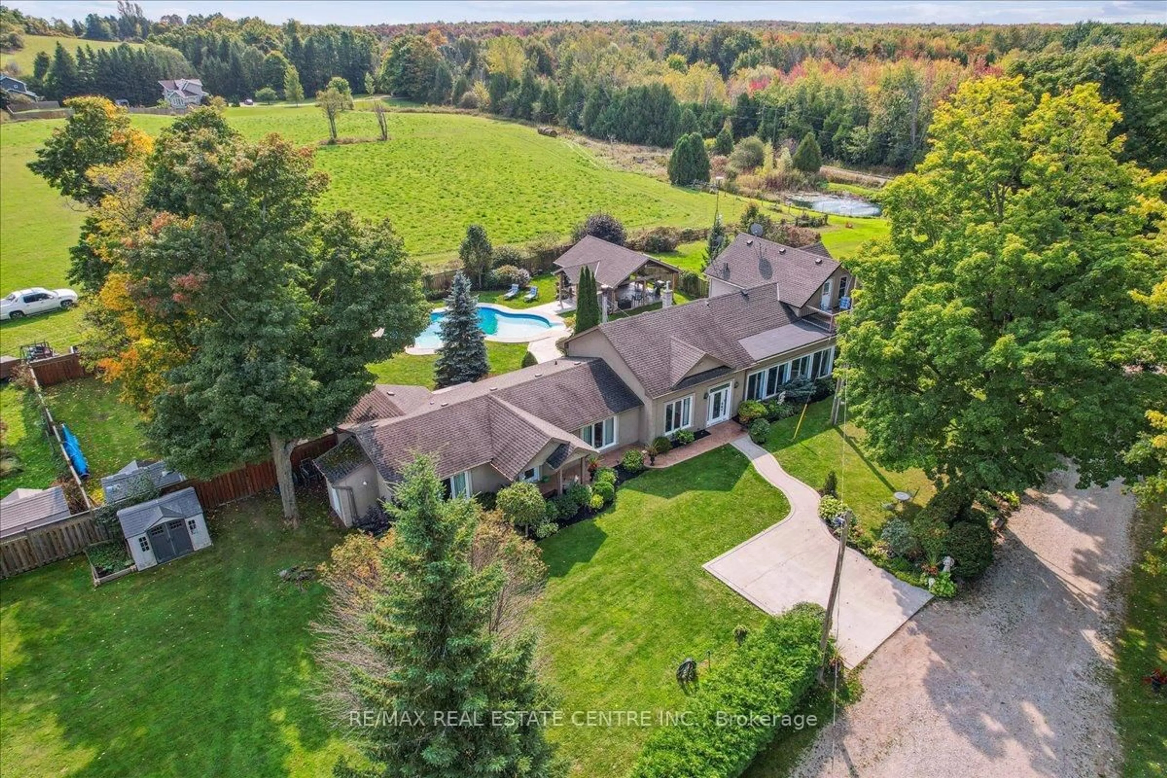 A pic from outside/outdoor area/front of a property/back of a property/a pic from drone, water/lake/river/ocean view for 12509 DUBLIN Line, Halton Hills Ontario L7J 2M1