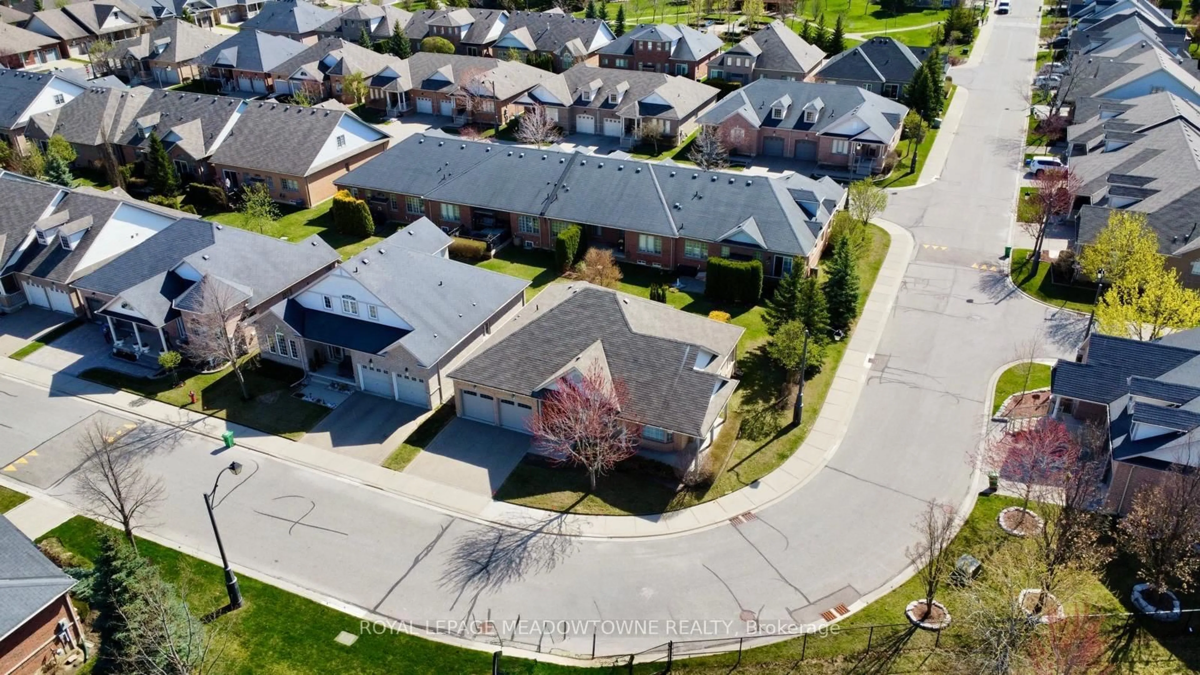 A pic from outside/outdoor area/front of a property/back of a property/a pic from drone, street for 54 Locust Dr #34, Brampton Ontario L6R 0W2