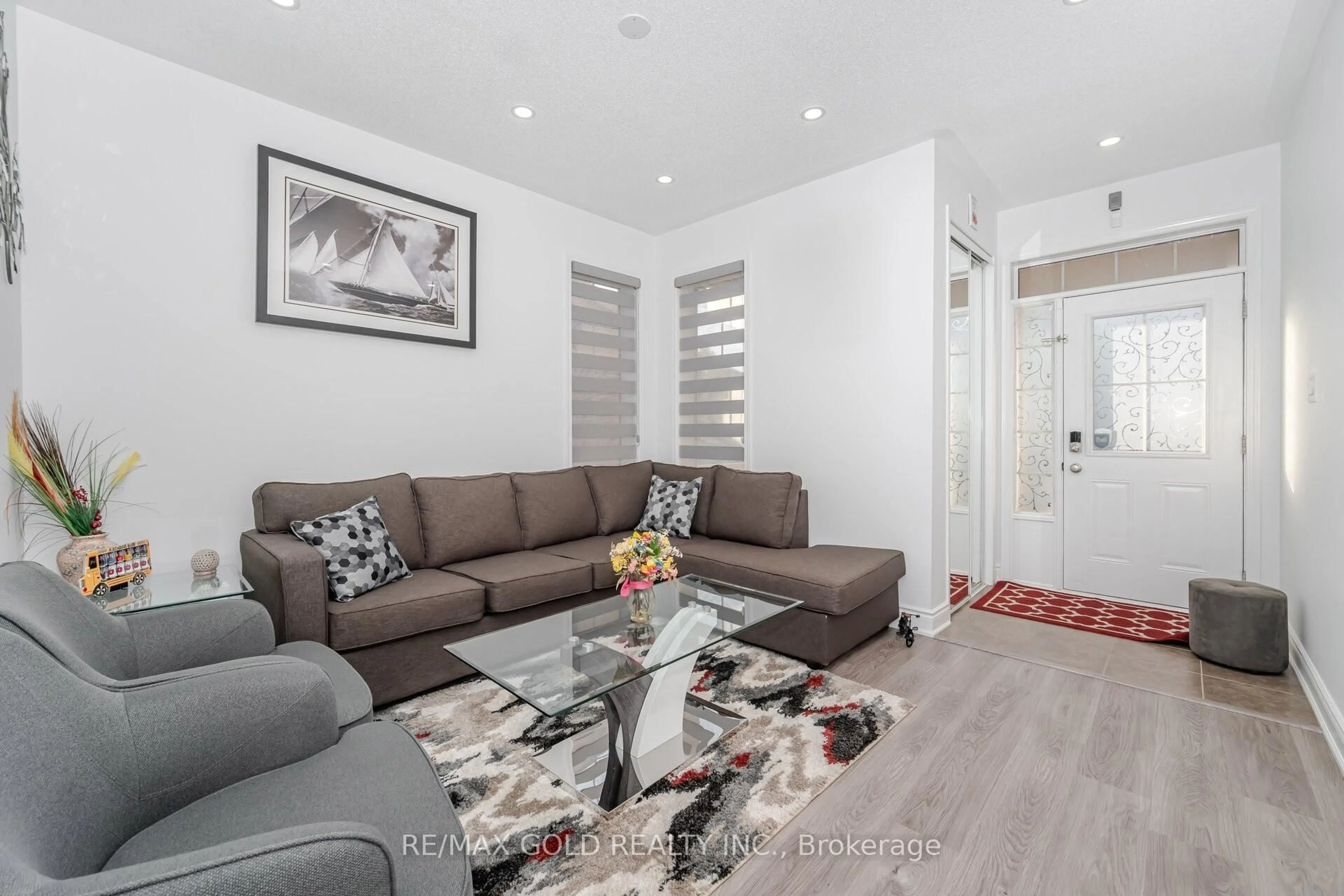 Living room with furniture, unknown for 152 Vanhorne Clse, Brampton Ontario L7A 0Y2