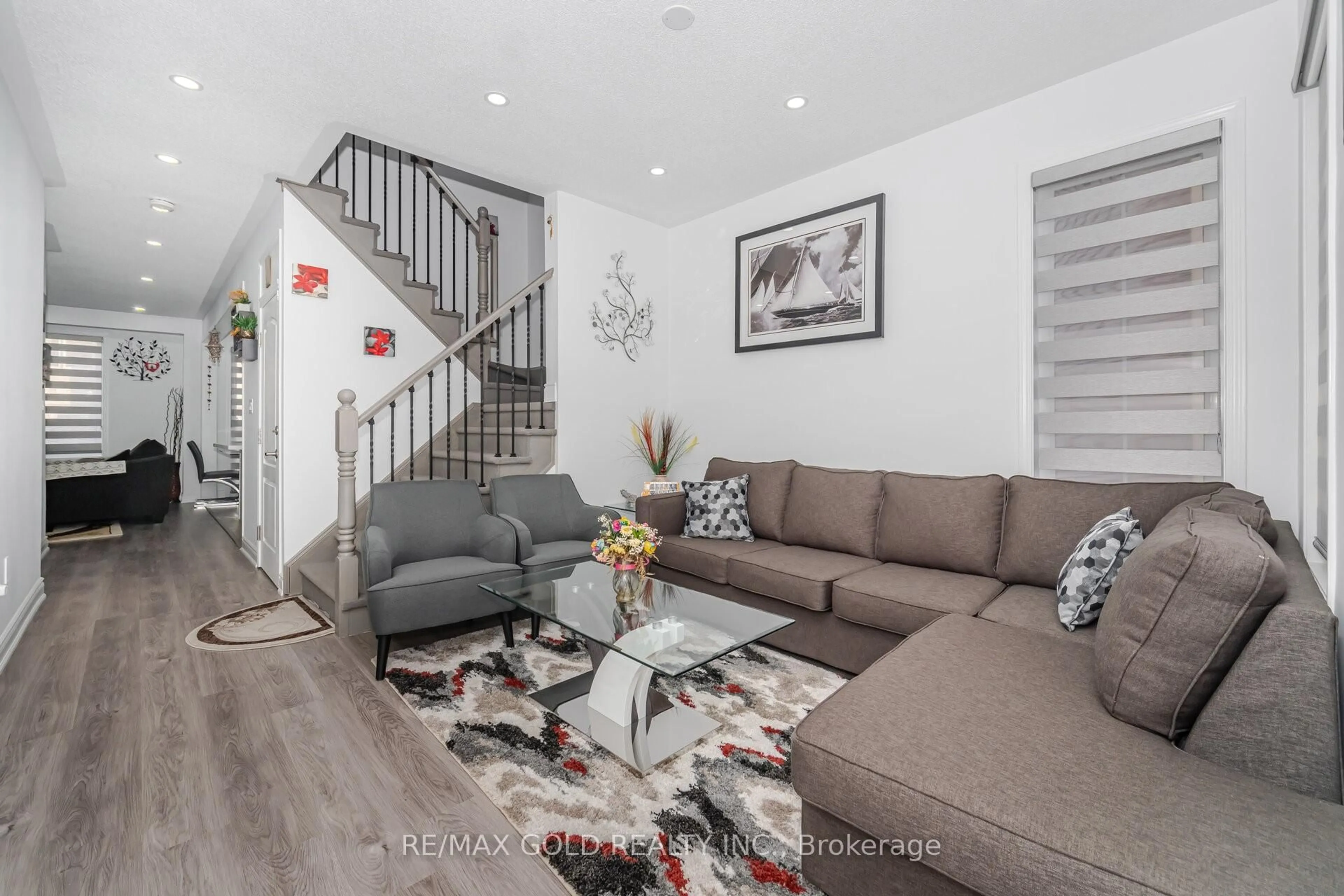 Living room with furniture, unknown for 152 Vanhorne Clse, Brampton Ontario L7A 0Y2