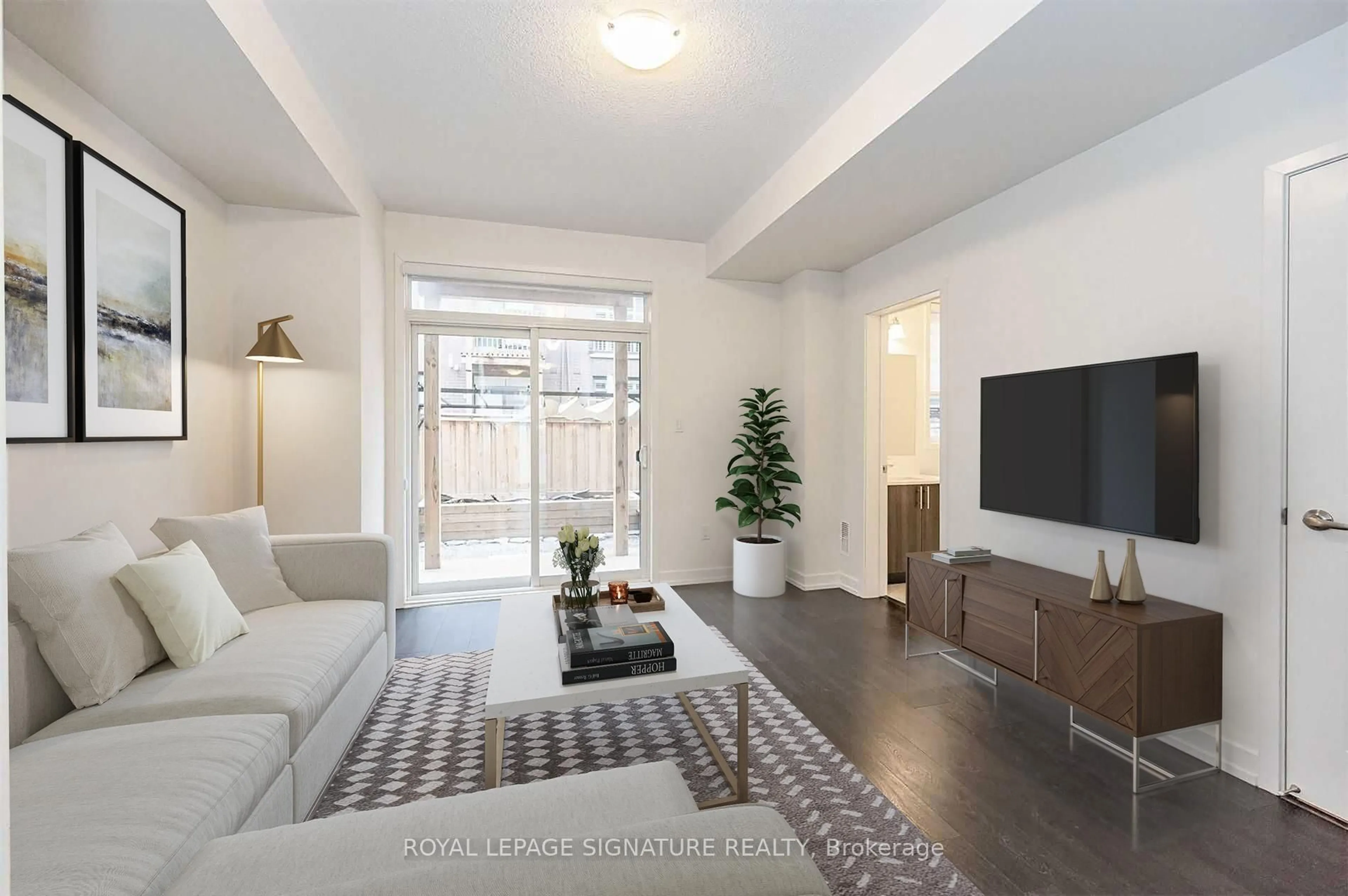 Living room with furniture, unknown for 300 Squire Cres, Oakville Ontario L6H 0L8