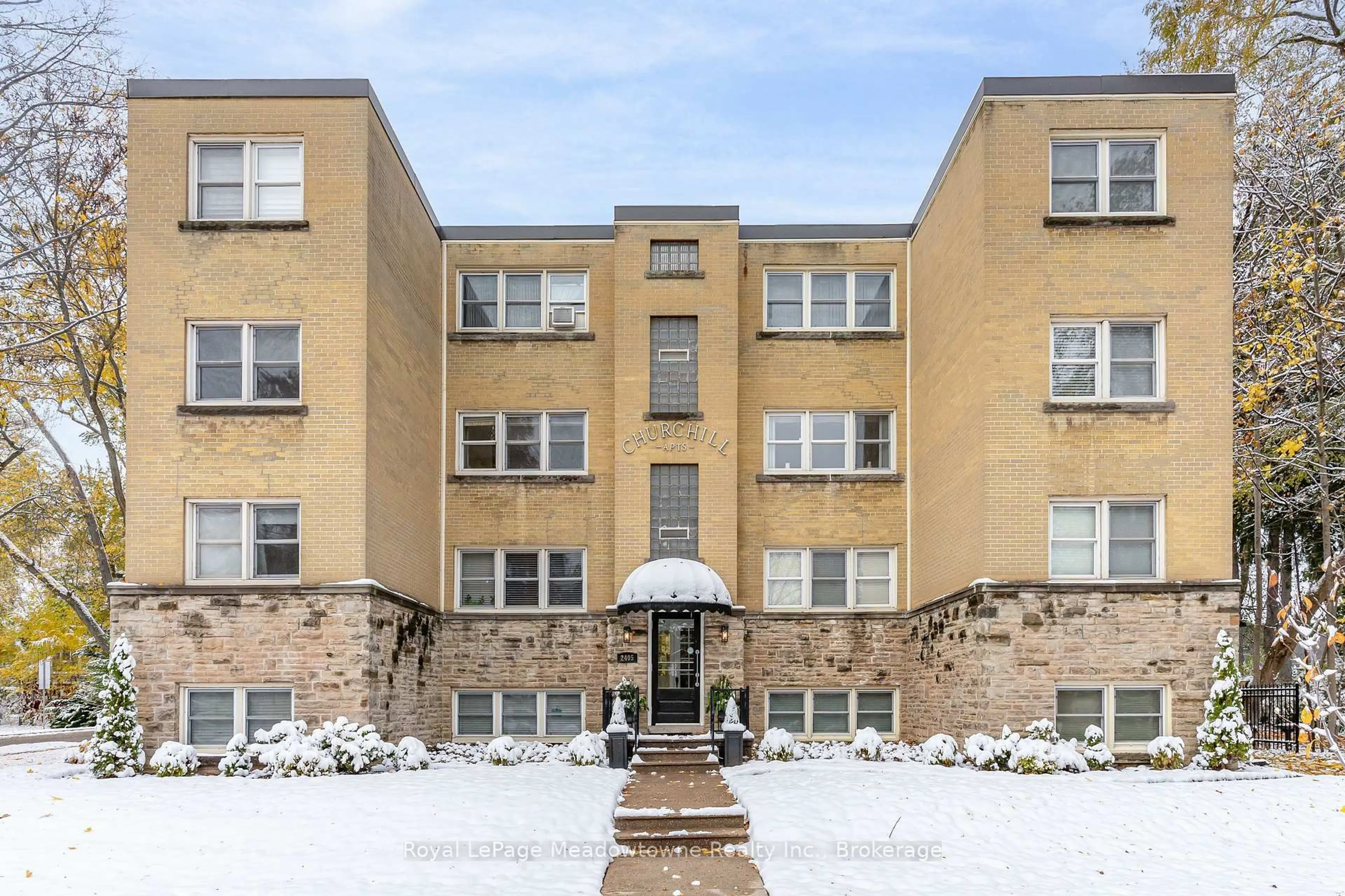 Unknown for 2405 Lakeshore Rd #10, Burlington Ontario L7R 1B8