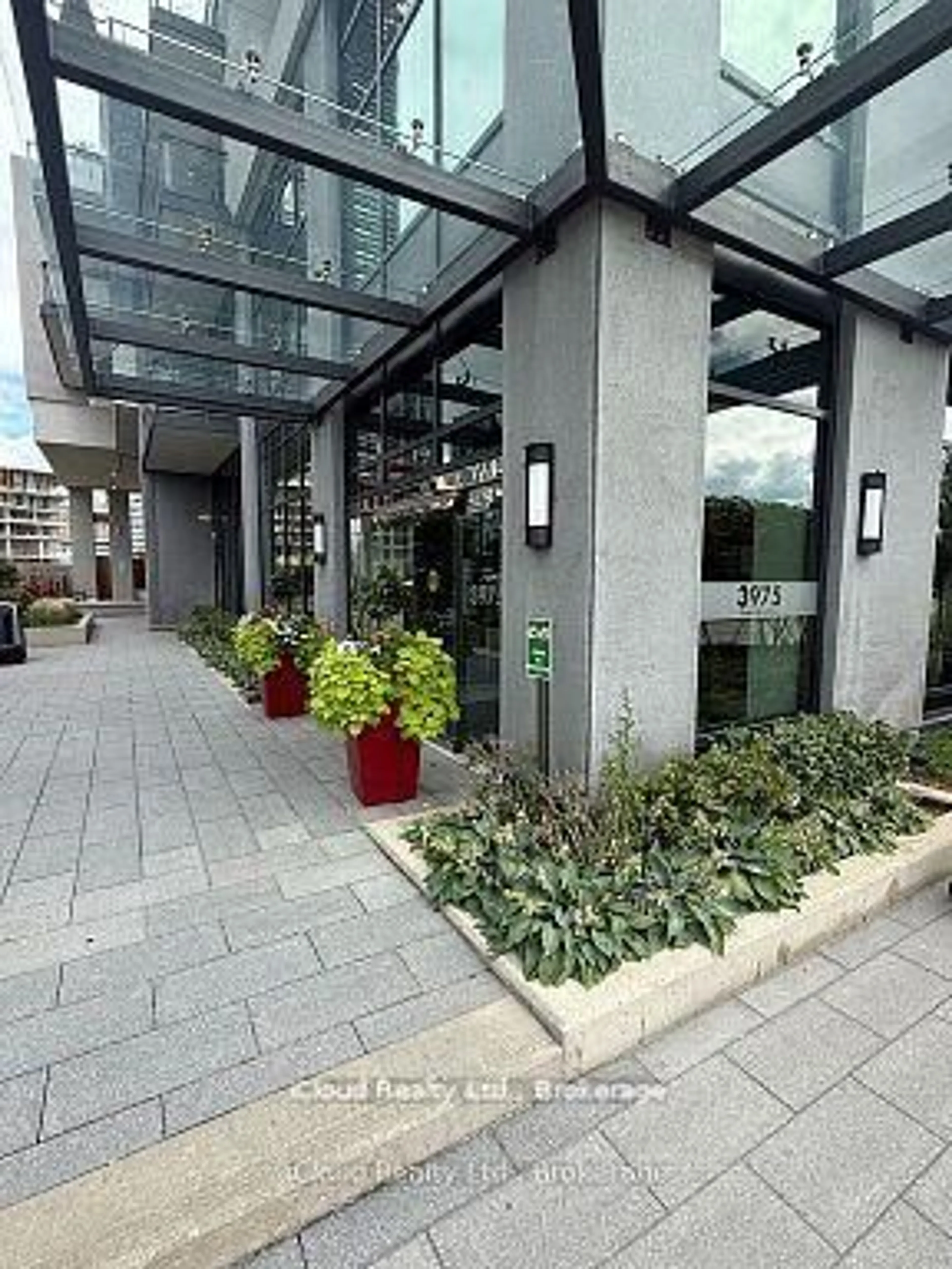 Indoor foyer for 3975 Grand Park Dr #2110, Mississauga Ontario L5B 0K4