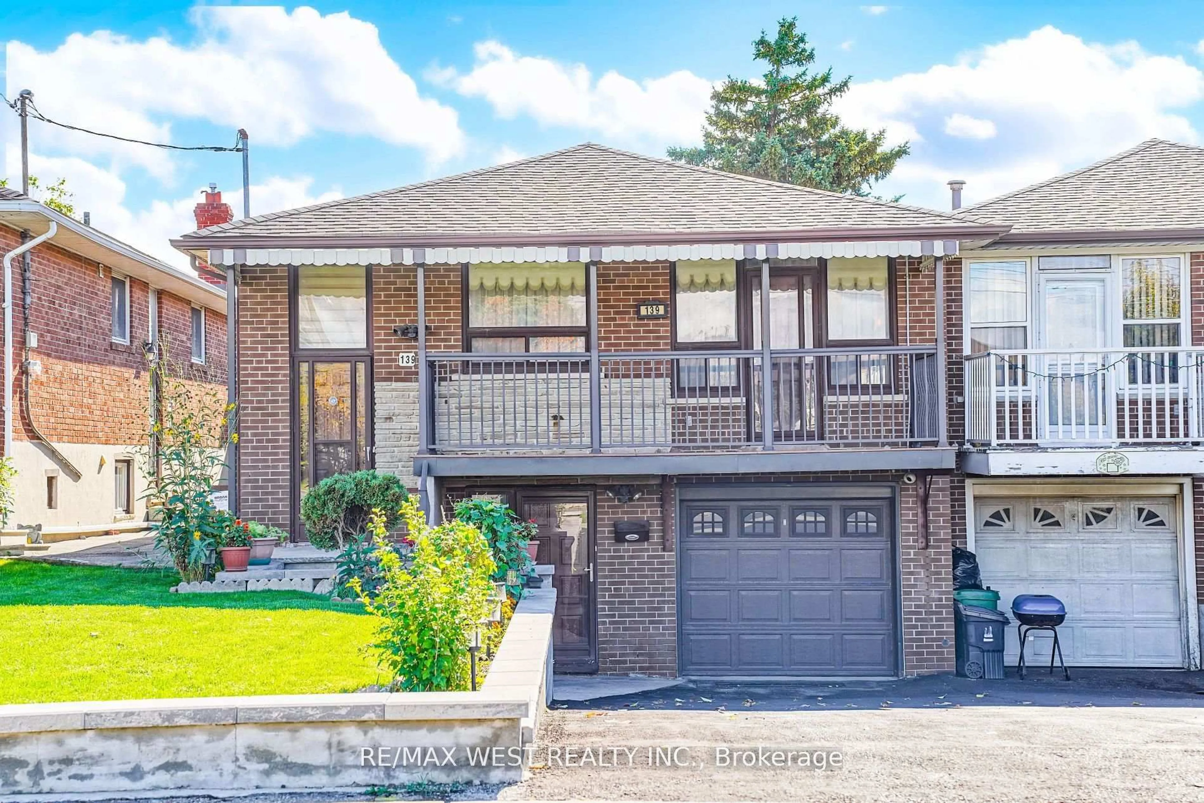 Home with brick exterior material, street for 139 Shoreham Dr, Toronto Ontario M3N 1S8