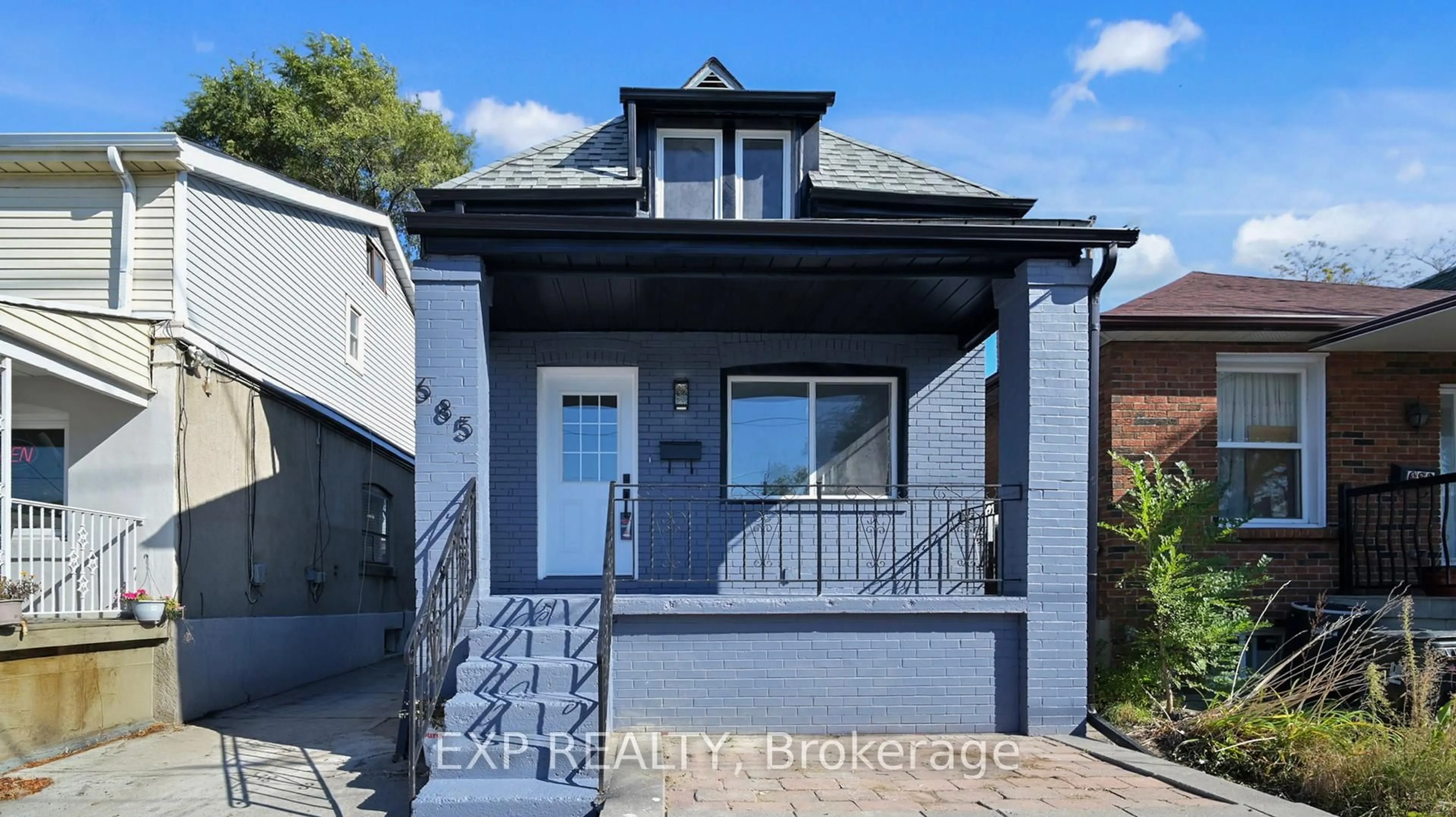 Home with brick exterior material, street for 685 Jane St, Toronto Ontario M6N 4A6