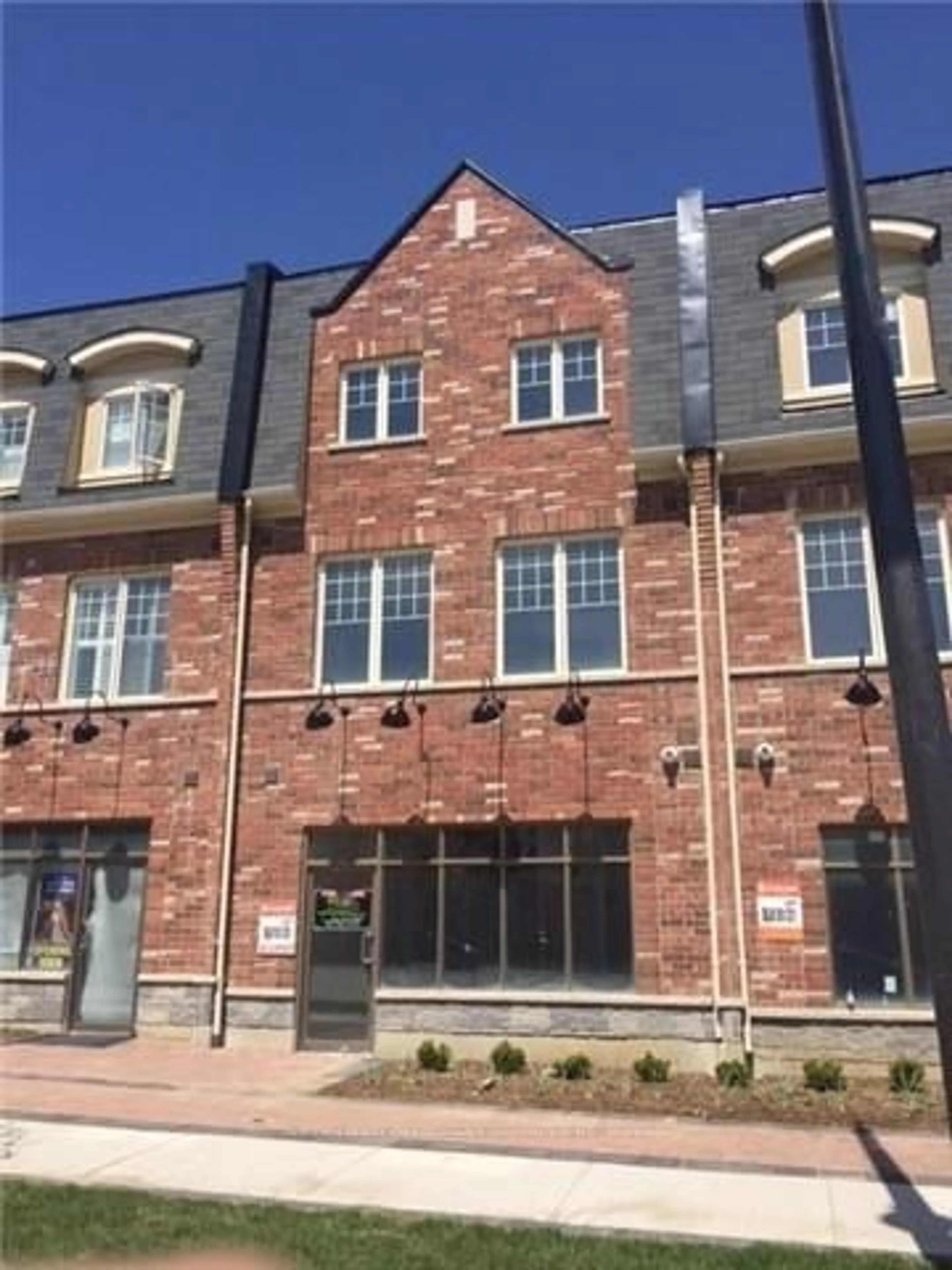 Home with brick exterior material, building for 140 Inspire Blvd, Brampton Ontario L6R 3X9