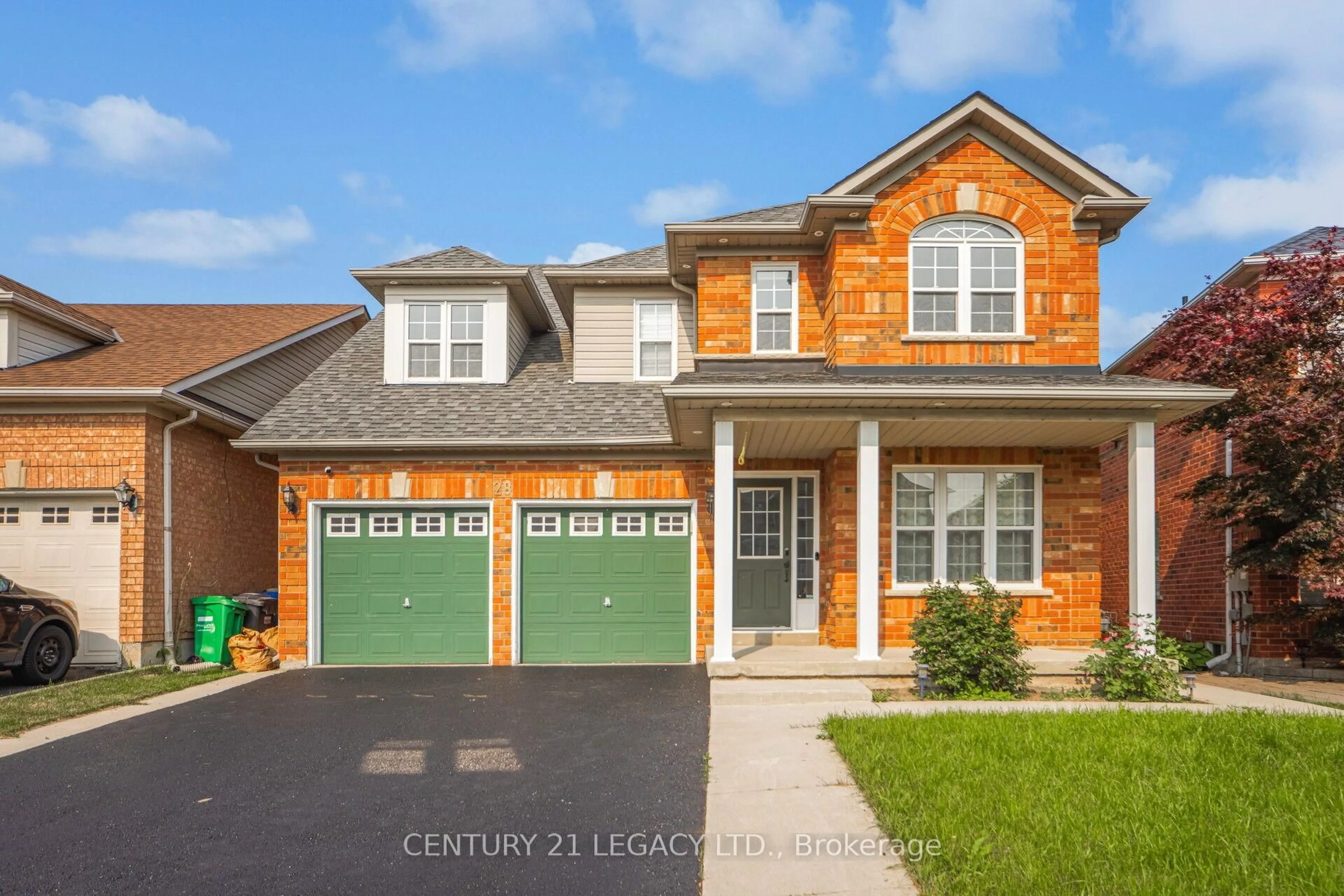 Home with brick exterior material, street for 28 Sunnybrook Cres, Brampton Ontario L7A 1Y2