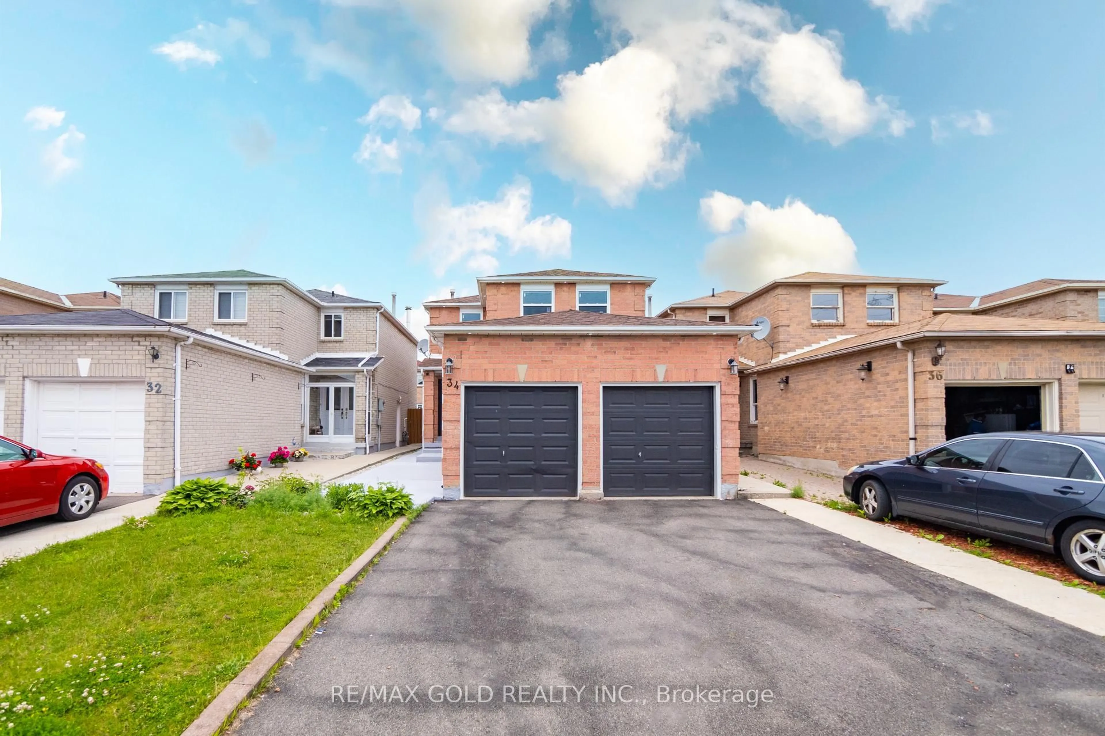 Unknown for 34 Meadowlark Dr, Brampton Ontario L6Y 4A7