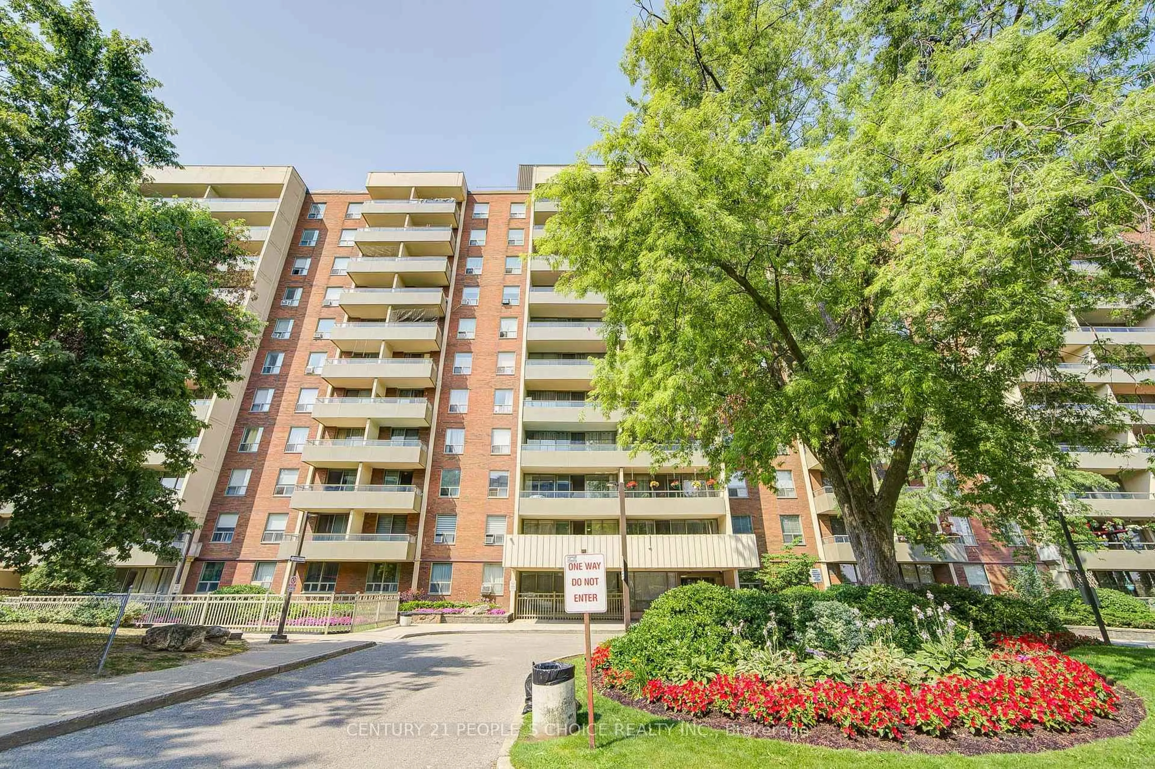 A pic from outside/outdoor area/front of a property/back of a property/a pic from drone, street for 9 FOUR WIND Dr #311, Toronto Ontario M3J 2S8