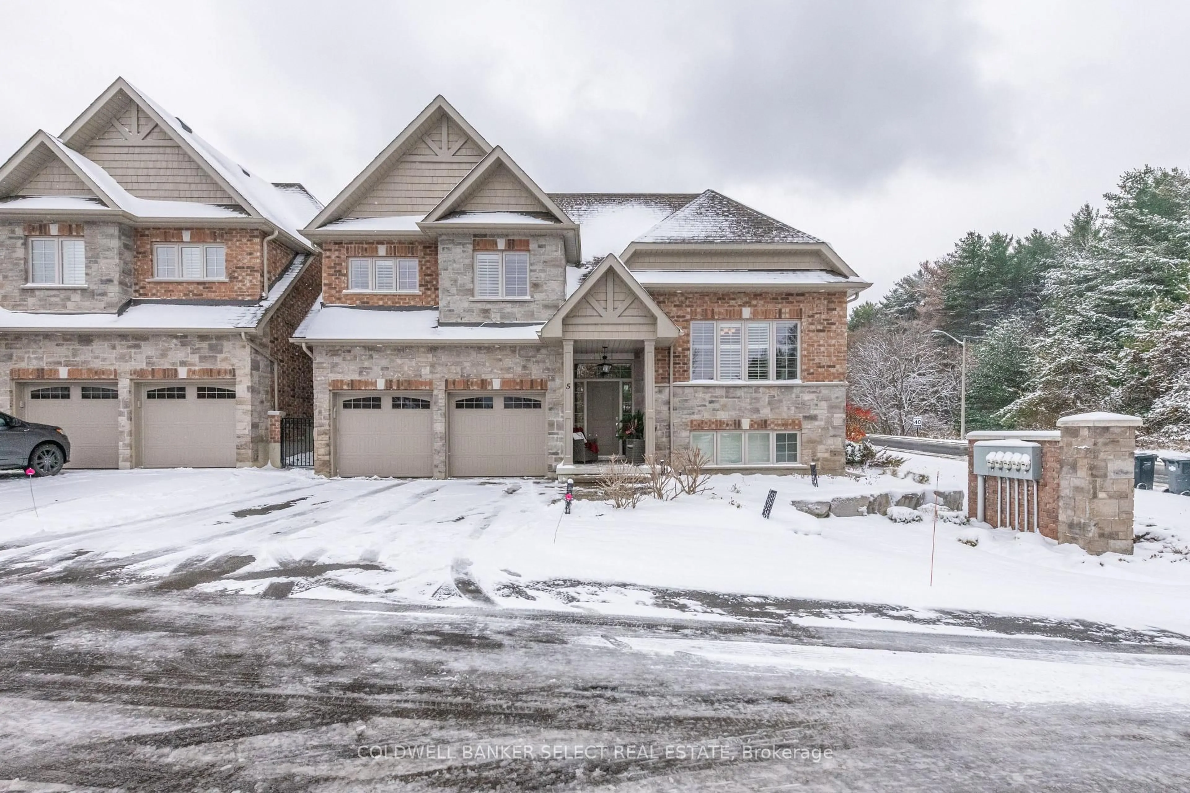Home with brick exterior material, street for 3 Zimmerman Dr #Unit 5, Caledon Ontario L7E 4C2