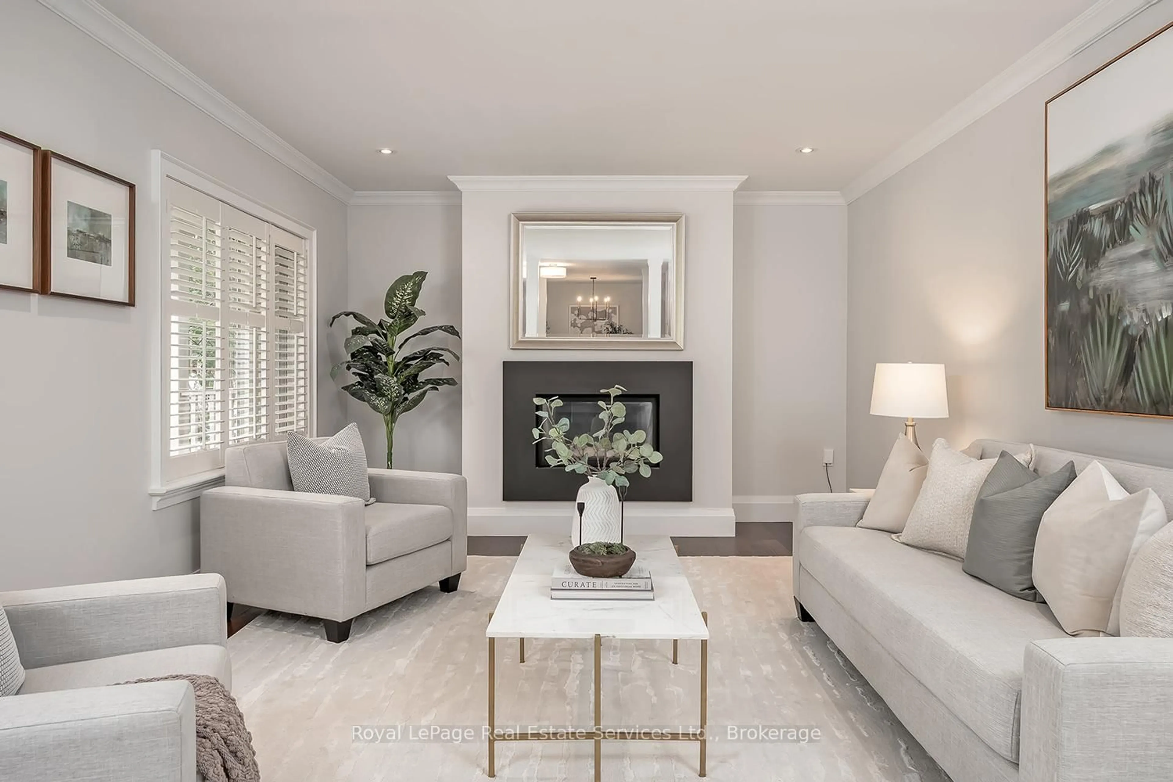 Living room with furniture, unknown for 1071 Melvin Ave, Oakville Ontario L6J 2V8