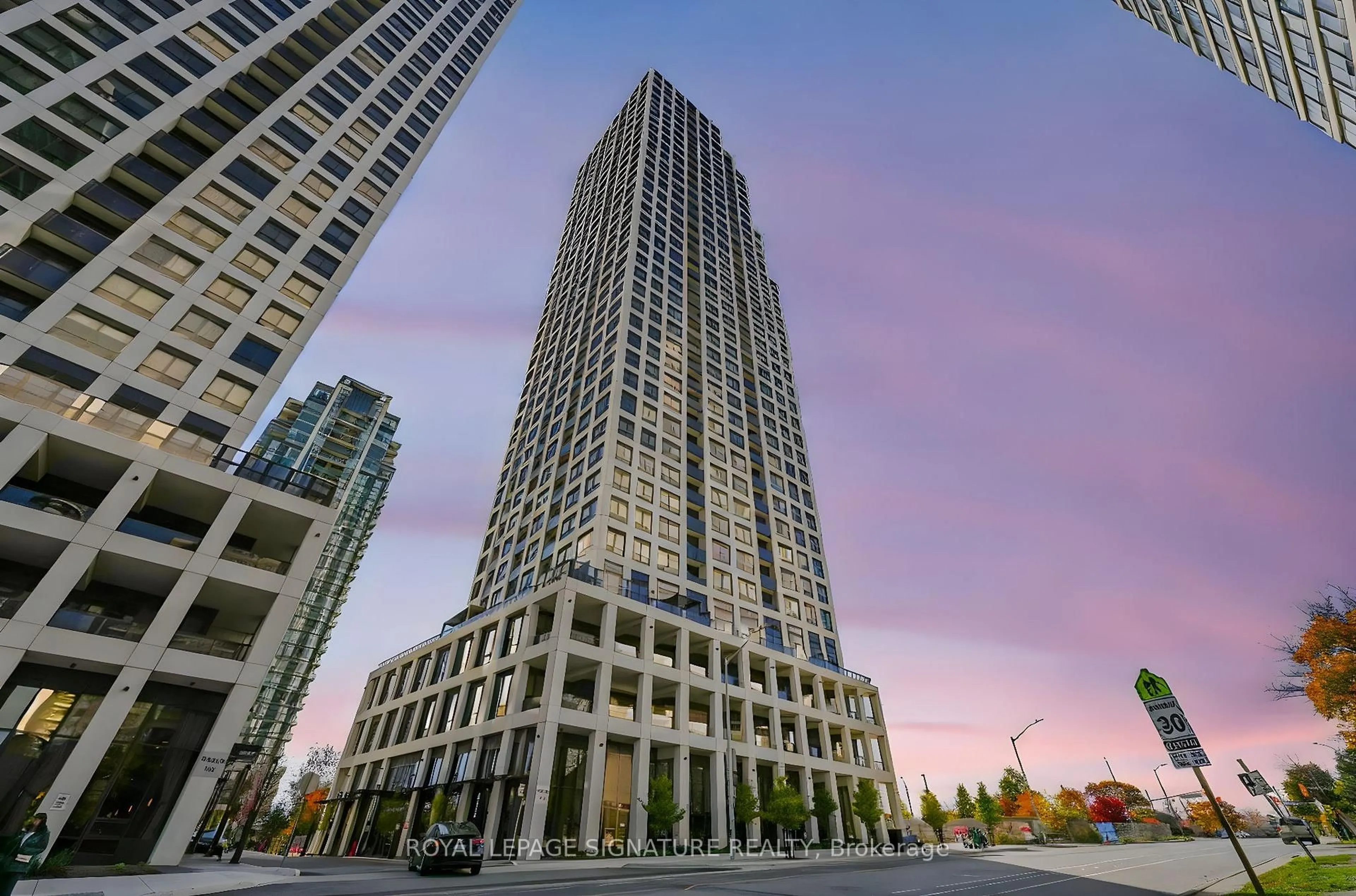 Unknown for 36 Elm Dr #1602, Mississauga Ontario L5B 0N3