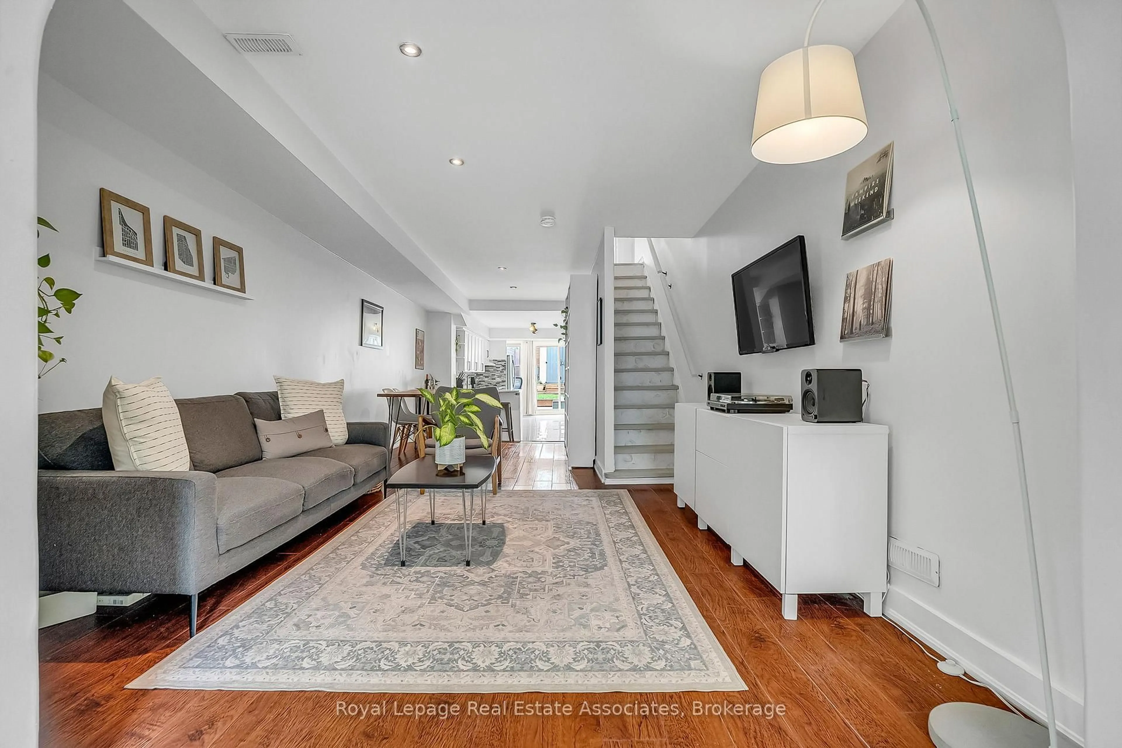 Living room with furniture, unknown for 240 Sixth St, Toronto Ontario M8V 3A7