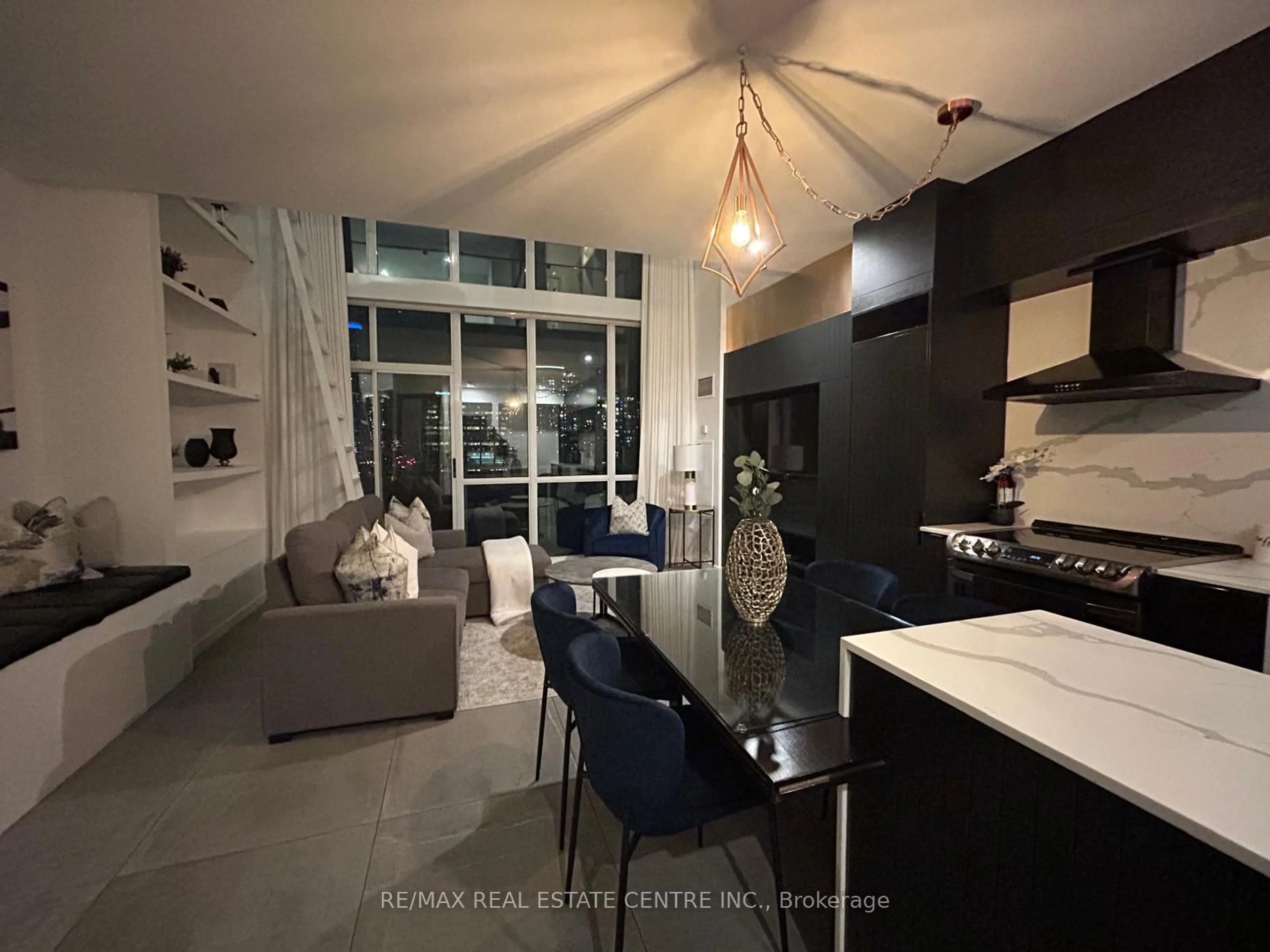 Open concept kitchen, unknown for 220 Burnhamthorpe Rd #503, Mississauga Ontario L5B 4N4