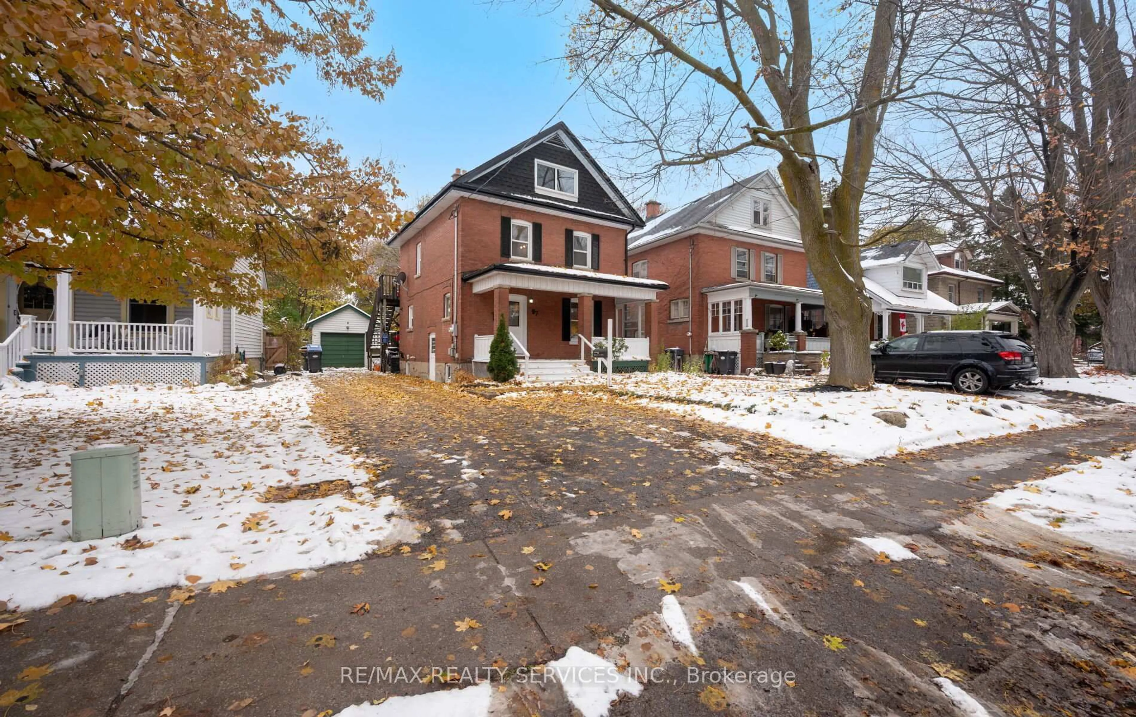 Home with brick exterior material, street for 97 Mill St, Brampton Ontario L6X 1T7