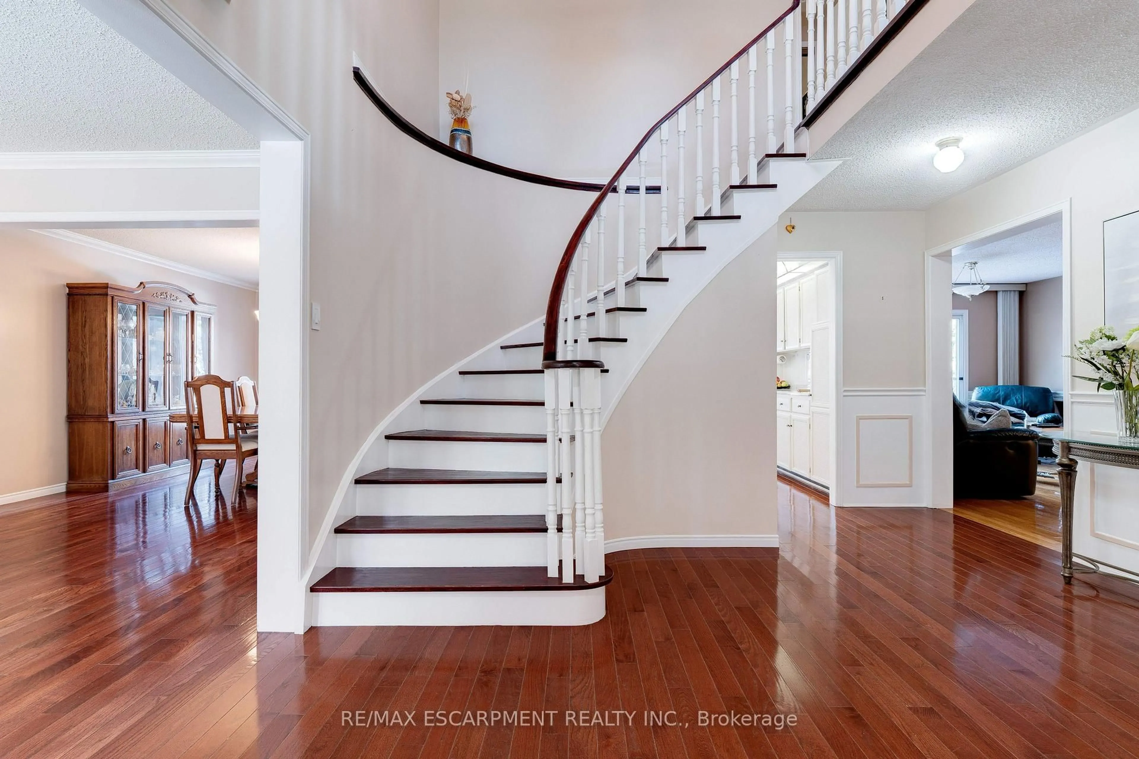 Unknown for 1151 Manor Rd, Oakville Ontario L6M 1G3