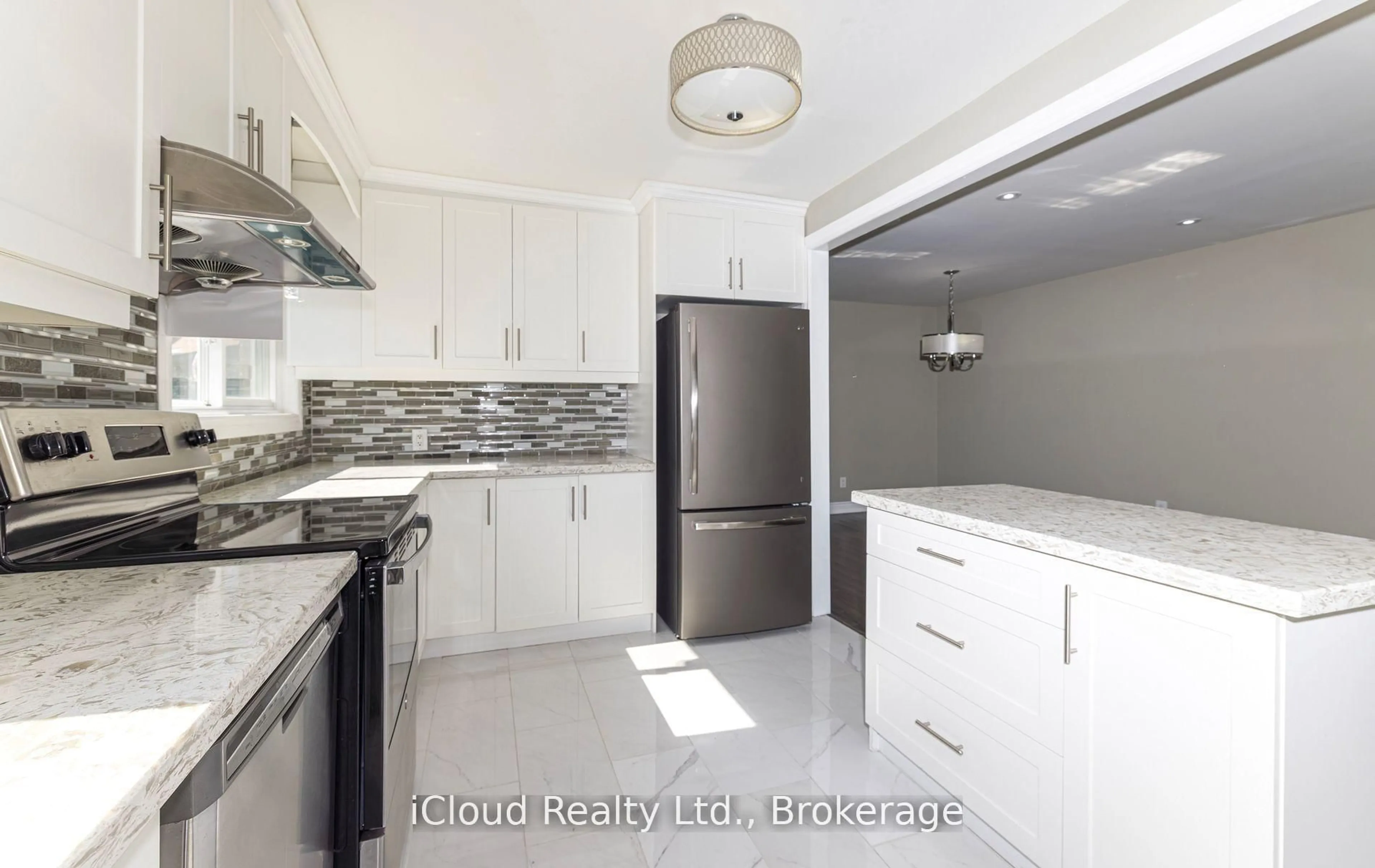 Unknown for 170 Clarence St, Brampton Ontario L6W 1S9