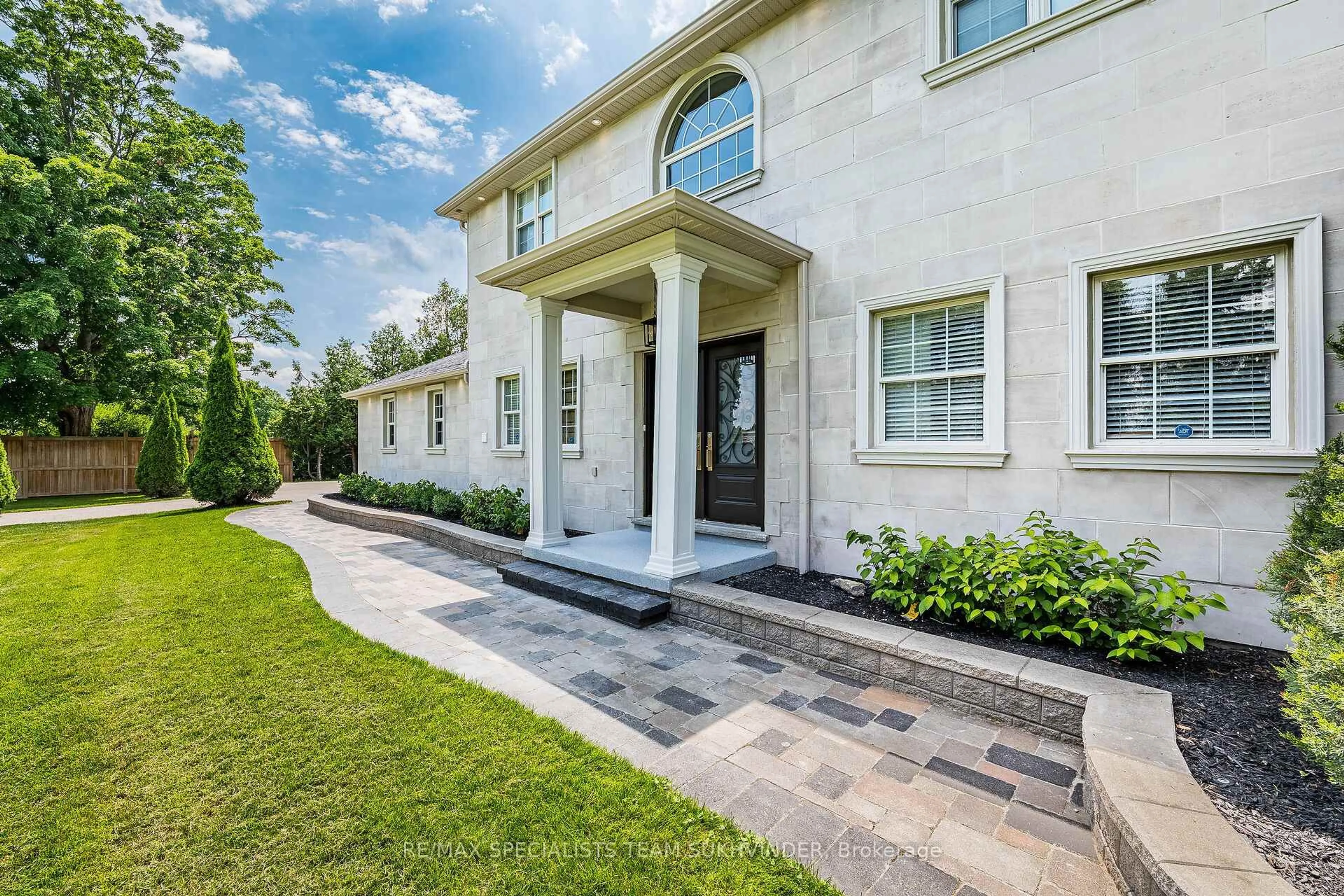 Home with brick exterior material, street for 13640 Guelph Line, Milton Ontario L0P 1B0