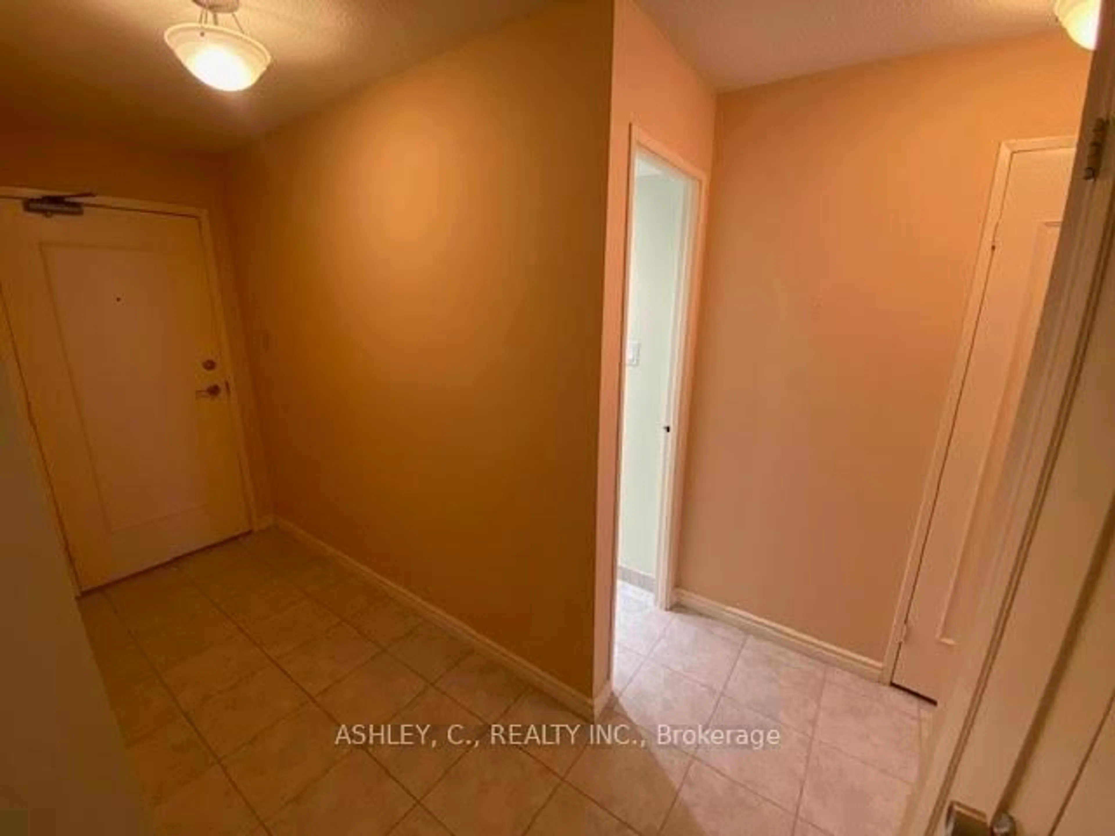 A pic of a room for 1320 Mississauga Valley Blvd #503, Mississauga Ontario L5A 3S9