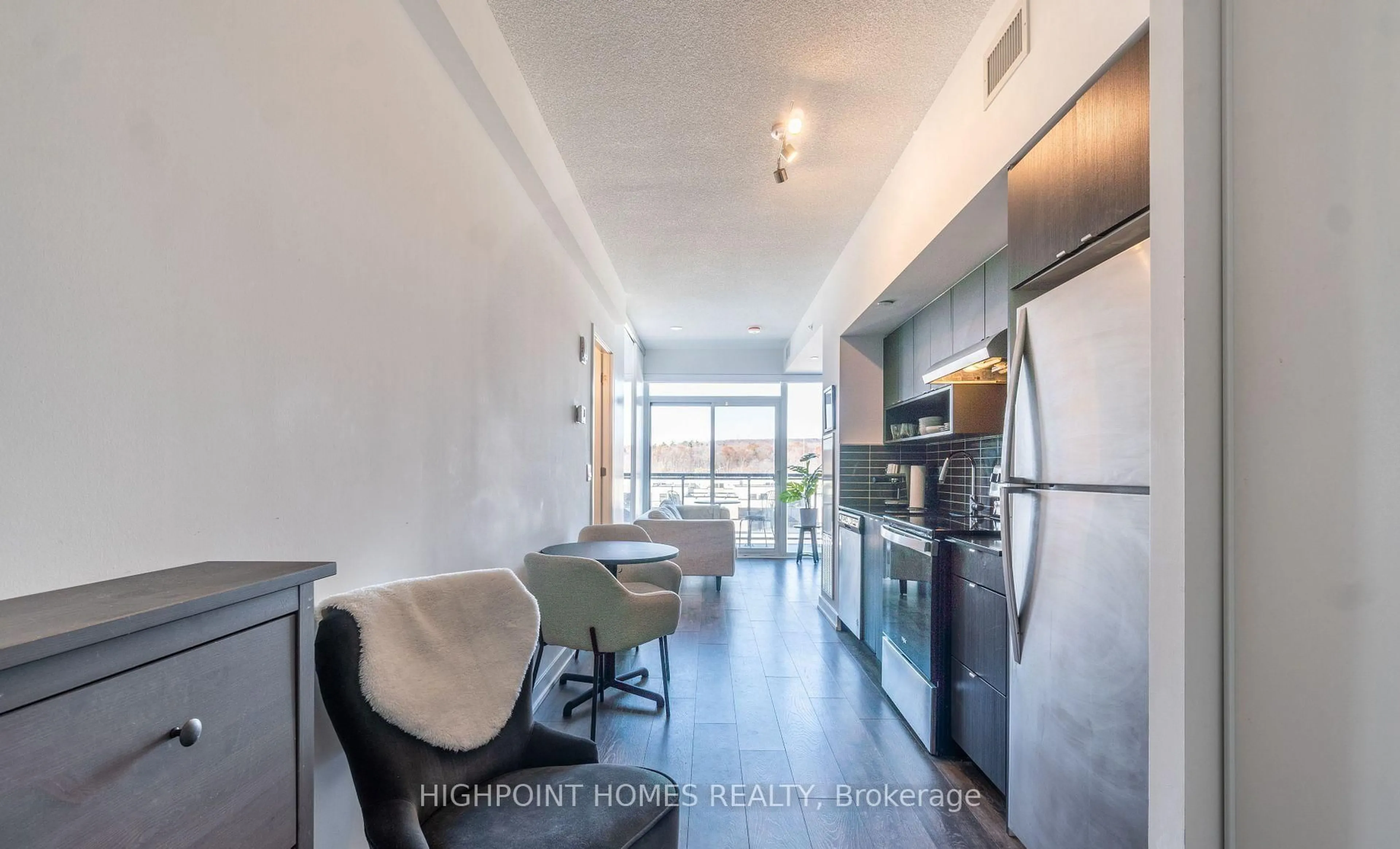 Open concept kitchen, unknown for 1119 Cooke Blvd #B225, Burlington Ontario L7T 0C7