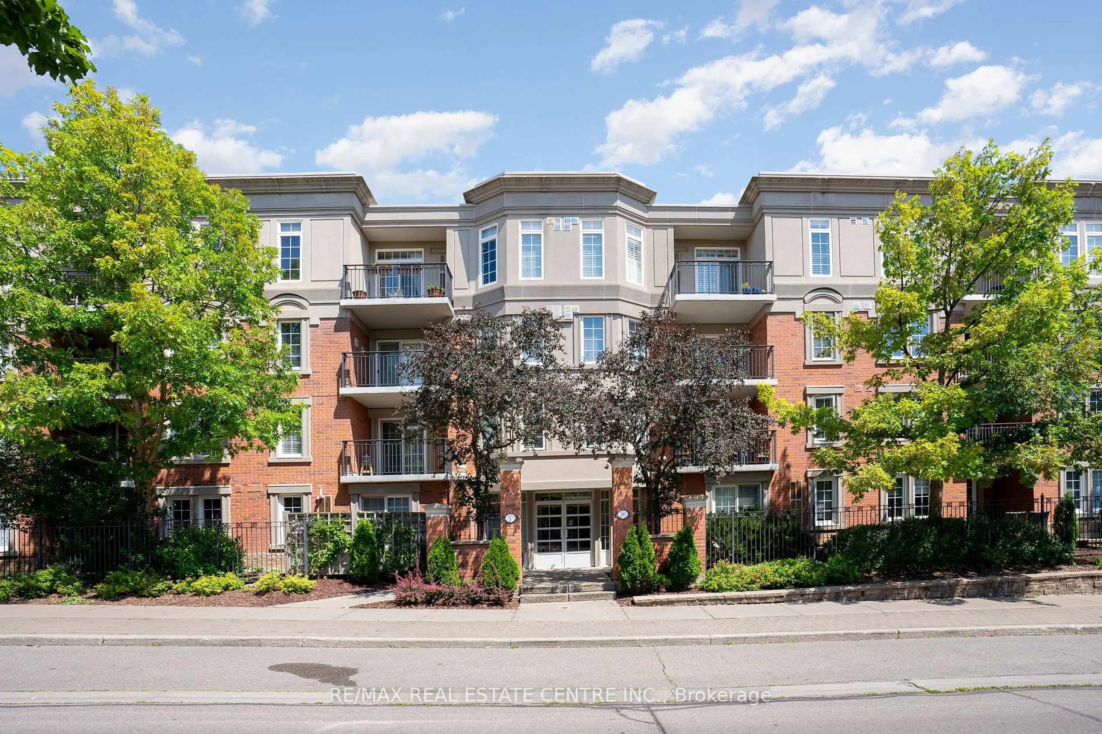 Unknown for 2301 Parkhaven Blvd #410, Oakville Ontario L6H 6V6