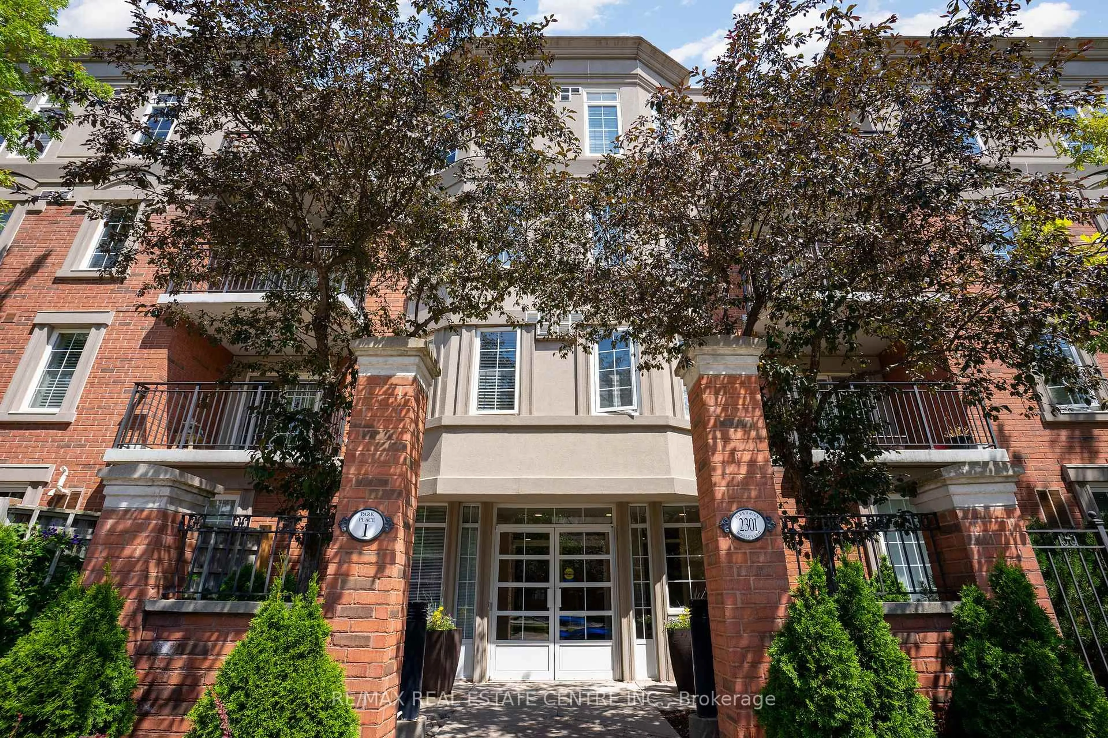 Unknown for 2301 Parkhaven Blvd #410, Oakville Ontario L6H 6V6