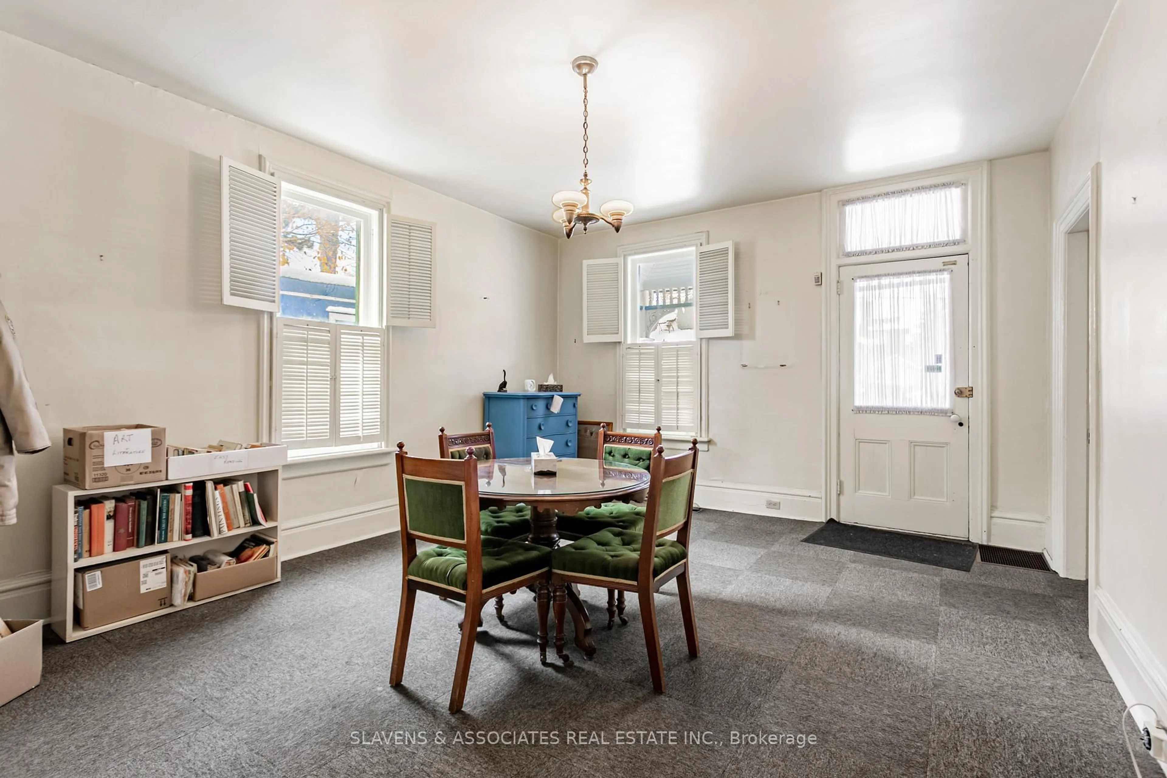 Dining room, unknown for 49 Queens Dr, Toronto Ontario M9N 2H3